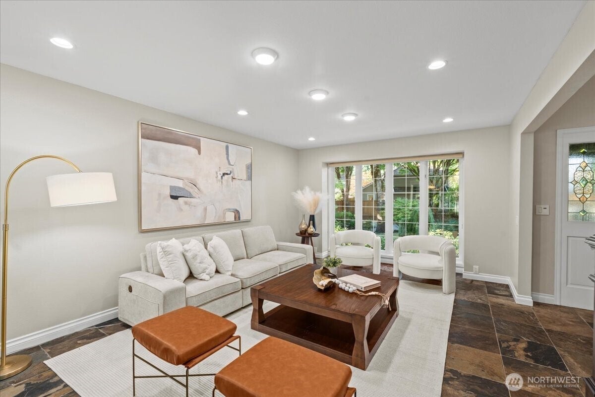 Redmond, Washington, 98052, United States, 4 Bedrooms Bedrooms, ,3 BathroomsBathrooms,Residential,Active,1953683