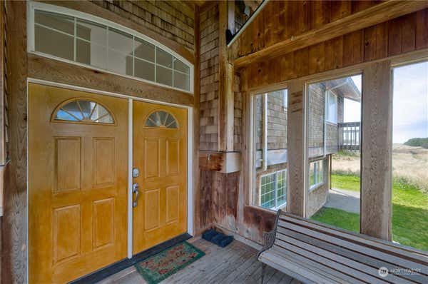 1209 OCEAN BEACH BLVD S, LONG BEACH, WA 98631, photo 3 of 36