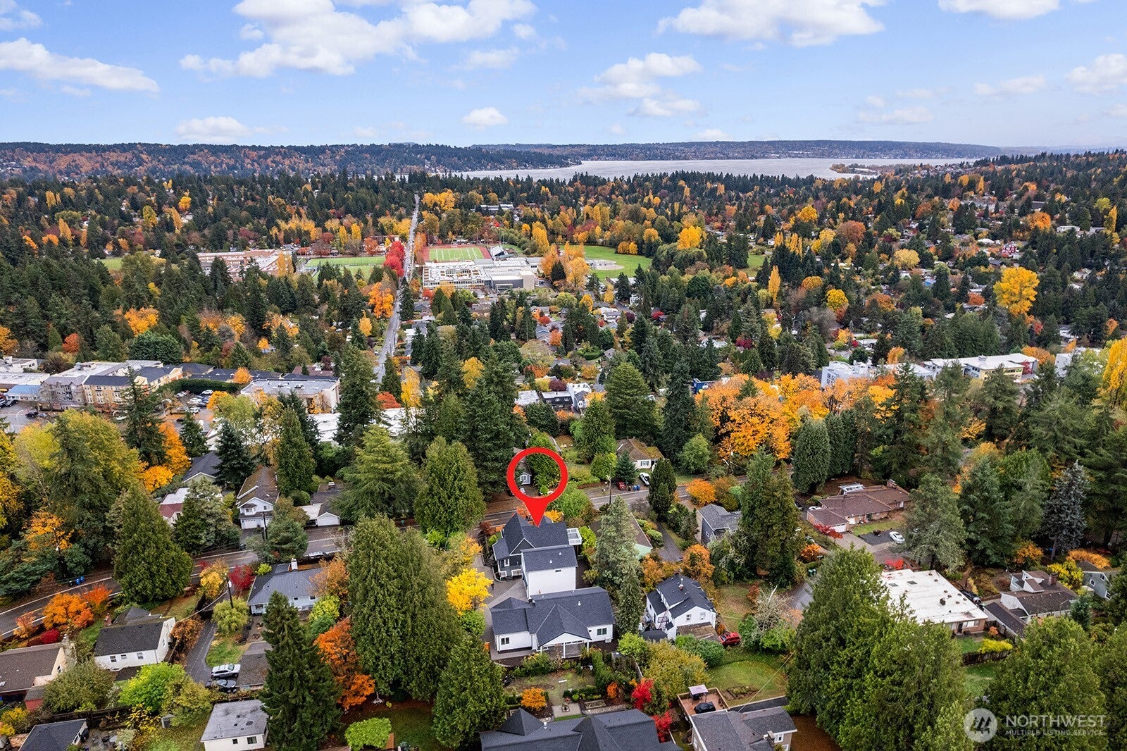 Seattle, Washington, 98125, United States, 4 Bedrooms Bedrooms, ,4 BathroomsBathrooms,Residential,Active,1988485