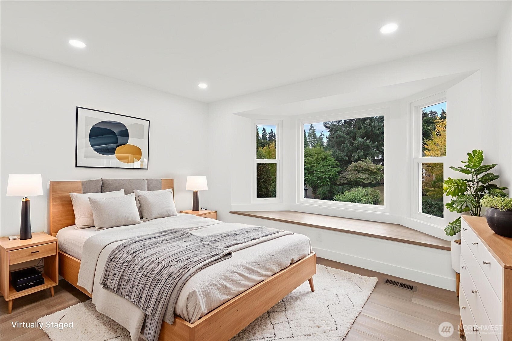 Bothell, Washington, 98011, United States, 4 Bedrooms Bedrooms, ,3 BathroomsBathrooms,Residential,Active,1944084