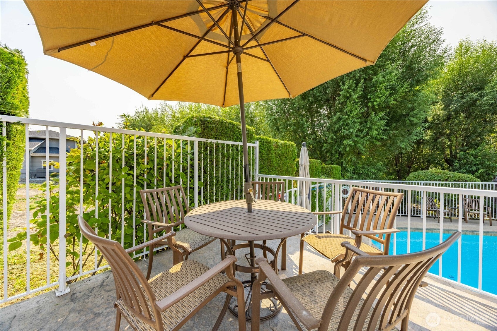 Manson, Washington, 98831, United States, 4 Bedrooms Bedrooms, ,4 BathroomsBathrooms,Residential,Active,1936117