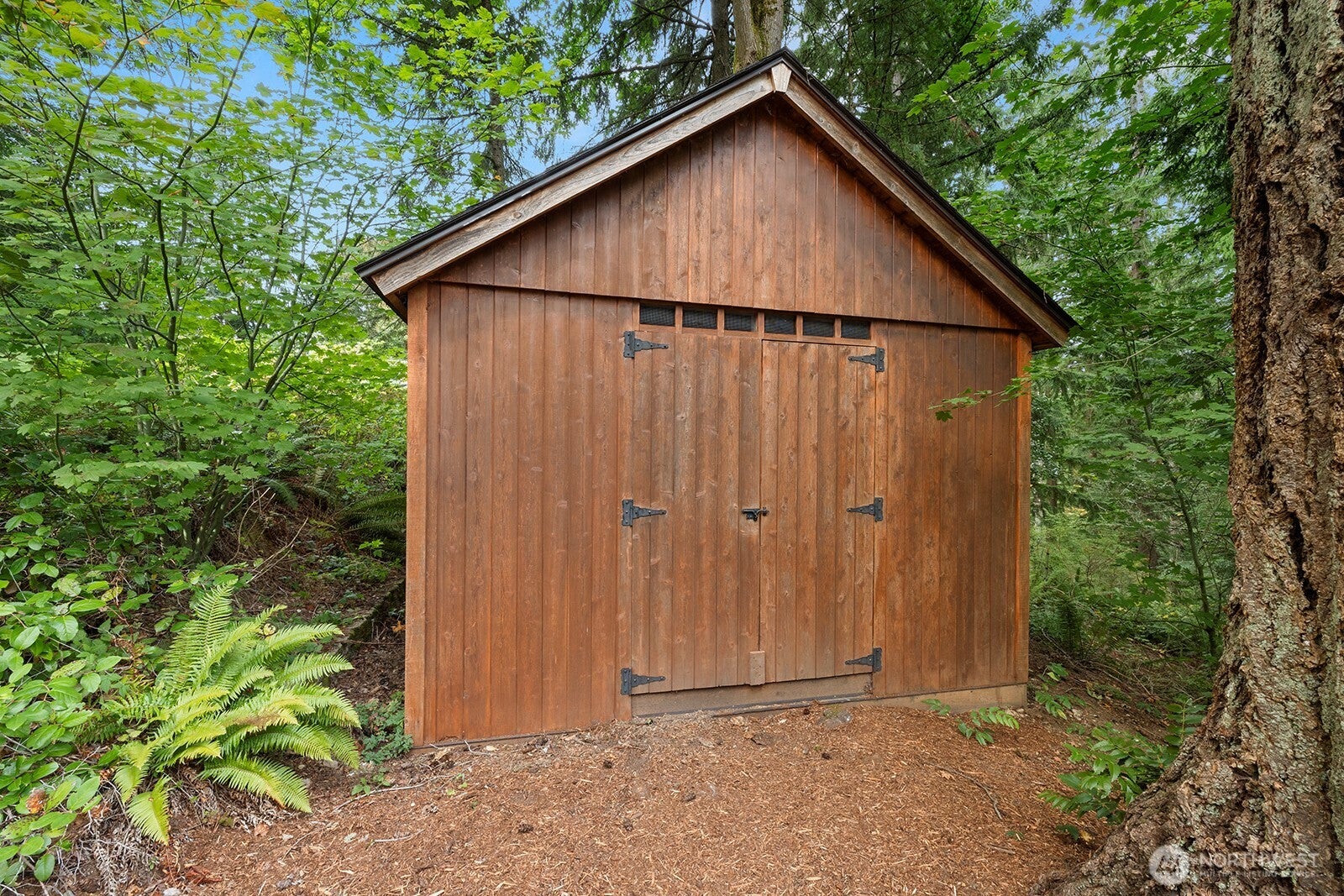 Issaquah, Washington, 98027, United States, 4 Bedrooms Bedrooms, ,3 BathroomsBathrooms,Residential,Active,1952447