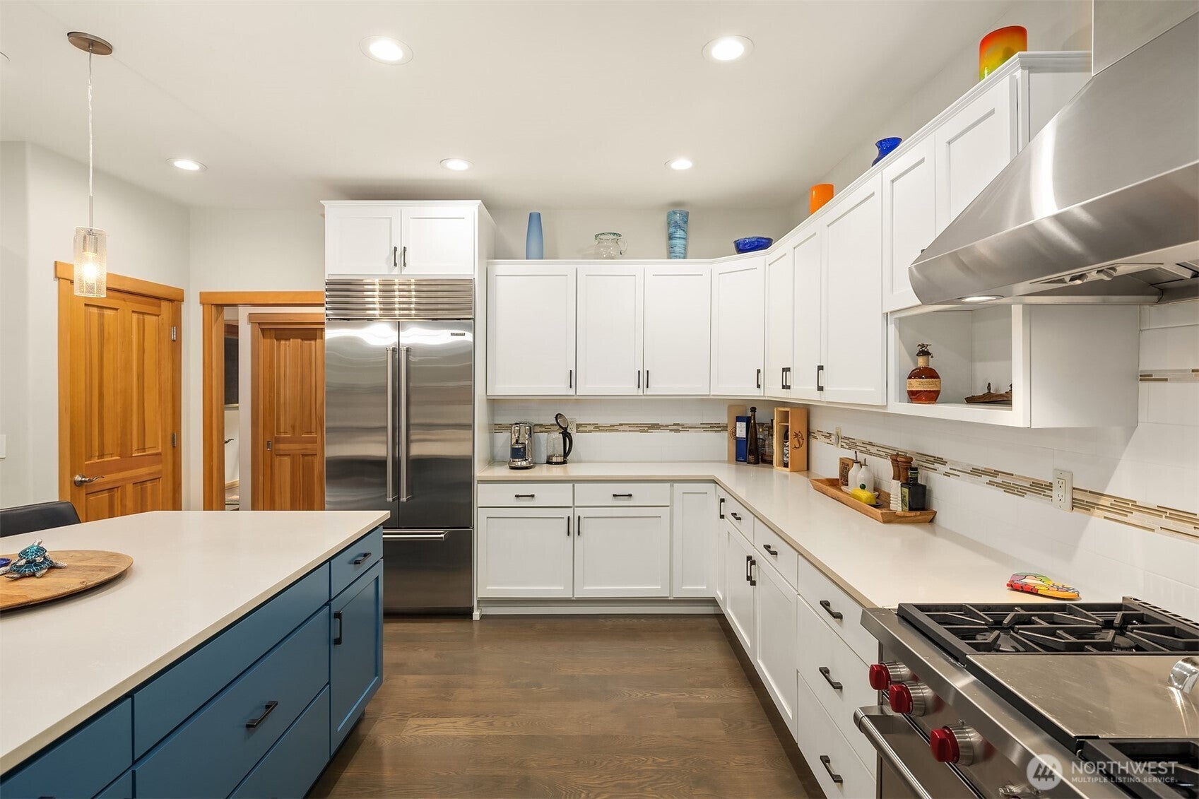 Kirkland, Washington, 98033, United States, 4 Bedrooms Bedrooms, ,3 BathroomsBathrooms,Residential,Active,1943757