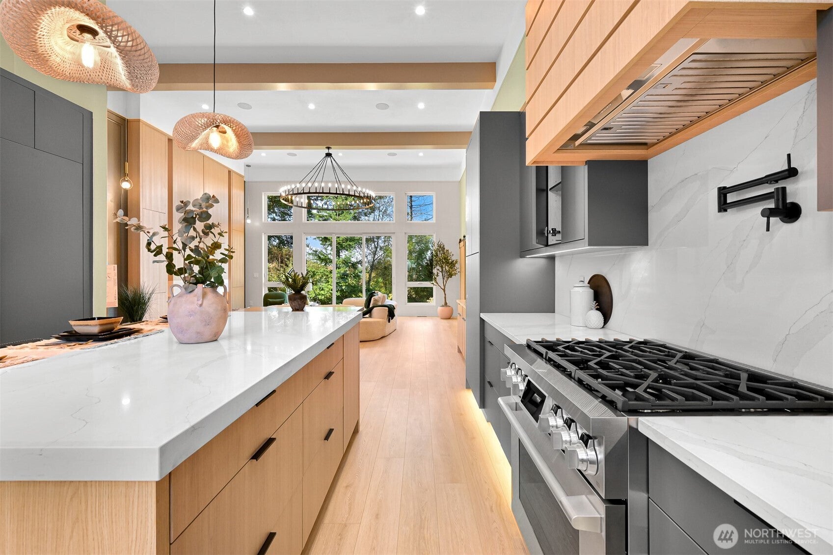 Anacortes, Washington, 98221, United States, 3 Bedrooms Bedrooms, ,4 BathroomsBathrooms,Residential,Active,1990672