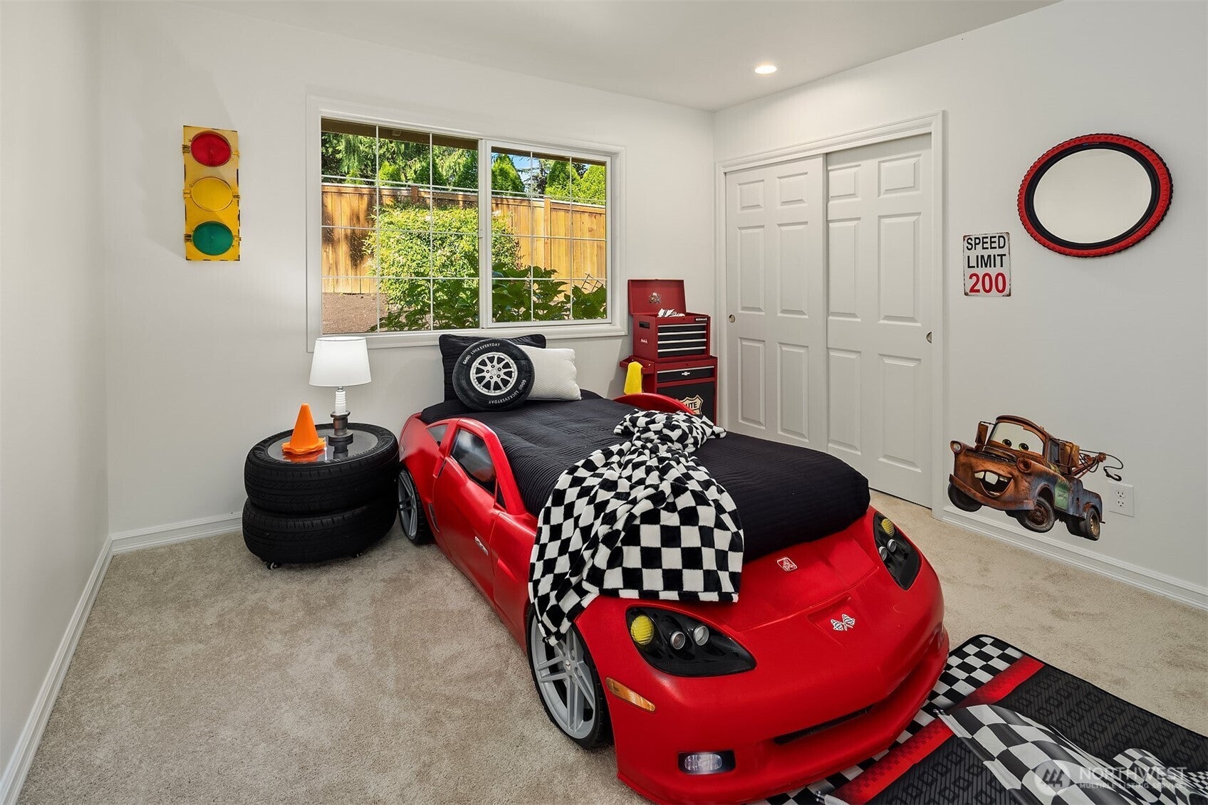 Redmond, Washington, 98053, United States, 4 Bedrooms Bedrooms, ,4 BathroomsBathrooms,Residential,Active,1894592