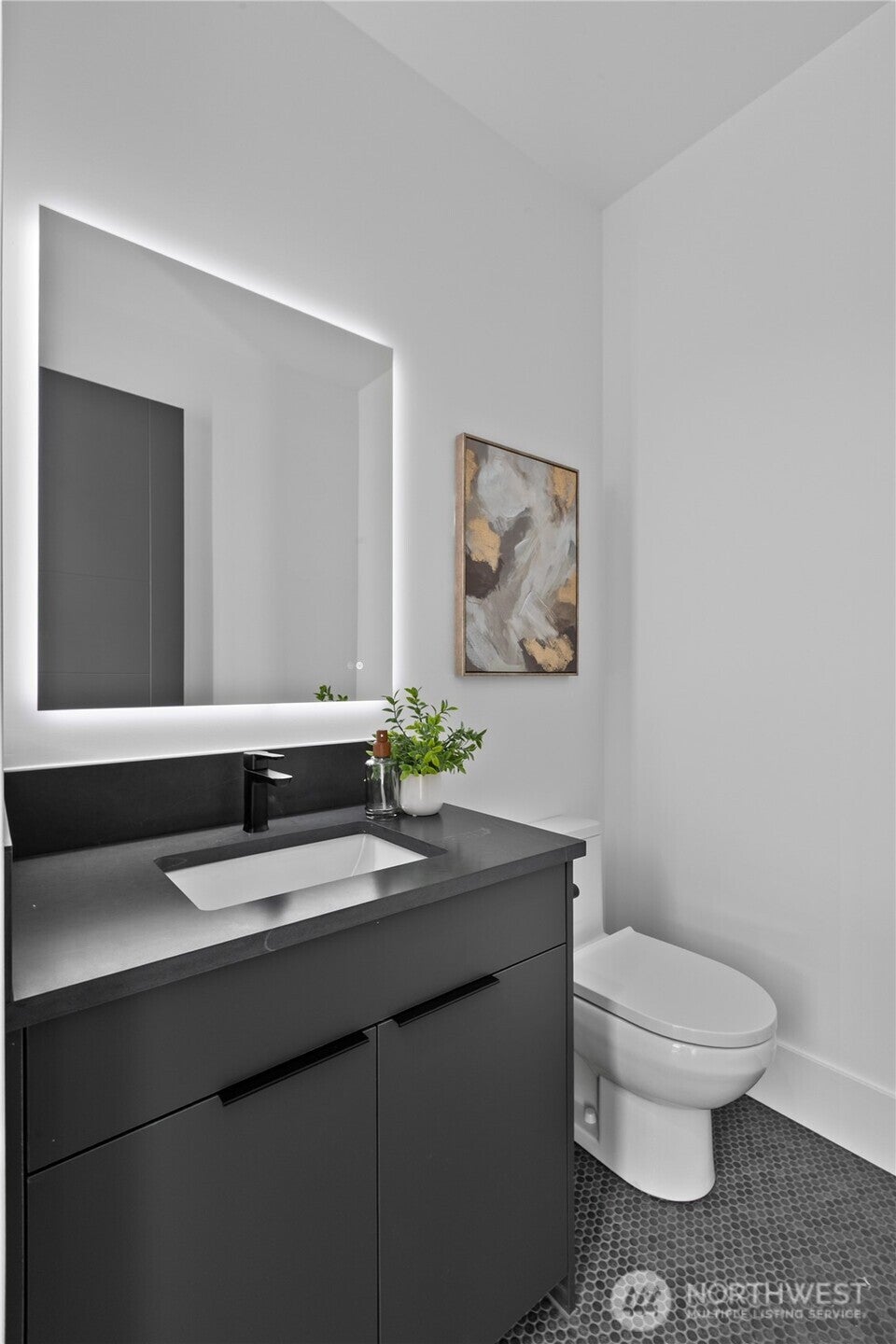 Blaine, Washington, 98230, United States, 3 Bedrooms Bedrooms, ,5 BathroomsBathrooms,Residential,Active,1986880