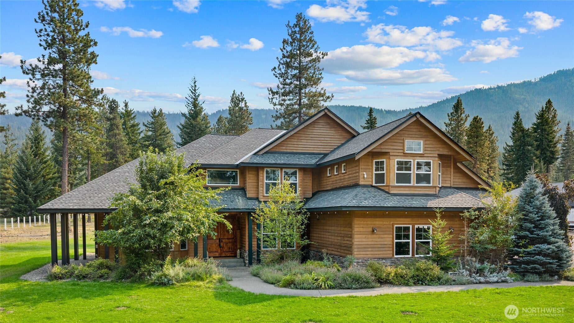Cle Elum, Washington, 98922, United States, 4 Bedrooms Bedrooms, ,3 BathroomsBathrooms,Residential,Active,1944053