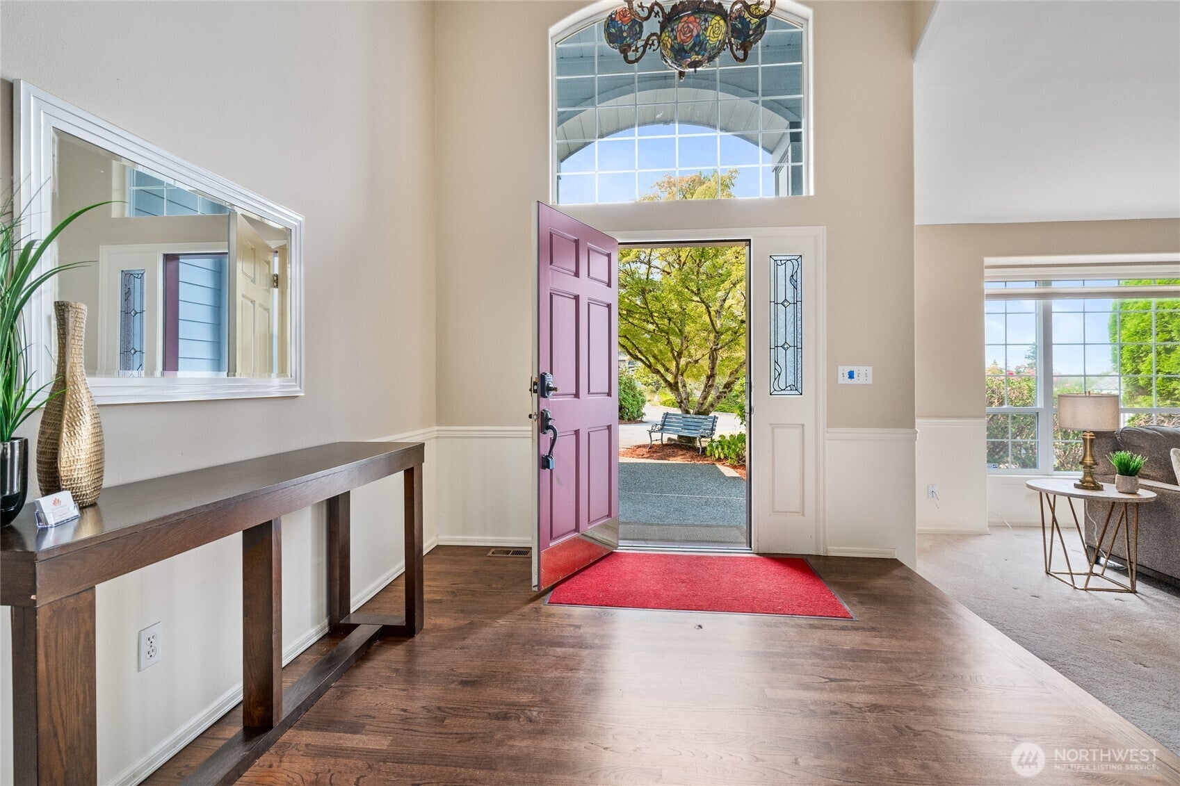 Issaquah, Washington, 98027, United States, 4 Bedrooms Bedrooms, ,2 BathroomsBathrooms,Residential,Active,1914844