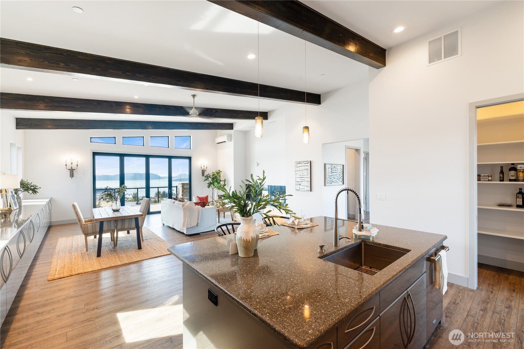 Anacortes, Washington, 98221, United States, 3 Bedrooms Bedrooms, ,3 BathroomsBathrooms,Residential,Active,2007203