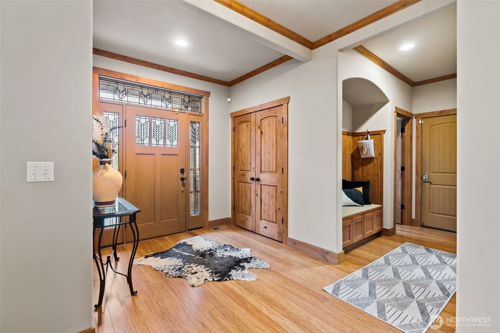 Cle Elum, Washington, 98922, United States, 4 Bedrooms Bedrooms, ,4 BathroomsBathrooms,Residential,Active,1998577