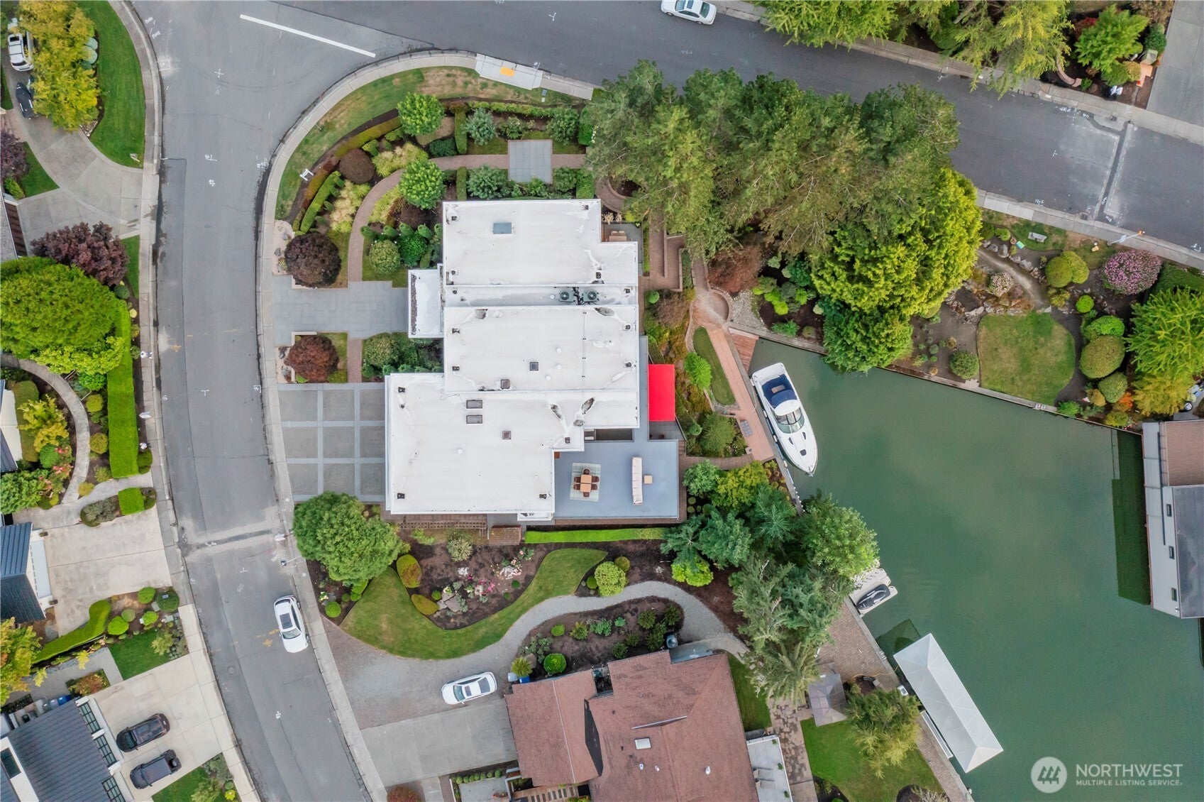 Bellevue, Washington, 98006, United States, 5 Bedrooms Bedrooms, ,8 BathroomsBathrooms,Residential,Active,2001350