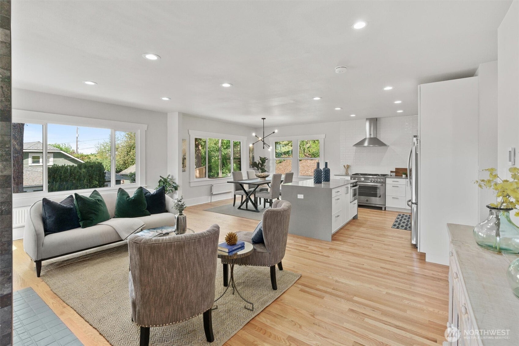 Seattle, Washington, 98107, United States, 5 Bedrooms Bedrooms, ,3 BathroomsBathrooms,Residential,Active,1942346