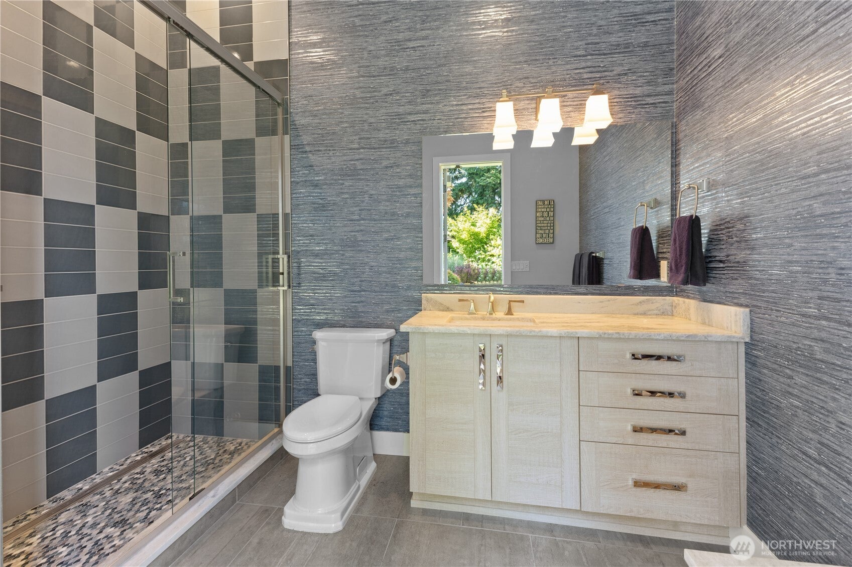 Yelm, Washington, 98597, United States, 5 Bedrooms Bedrooms, ,7 BathroomsBathrooms,Residential,Active,1909895