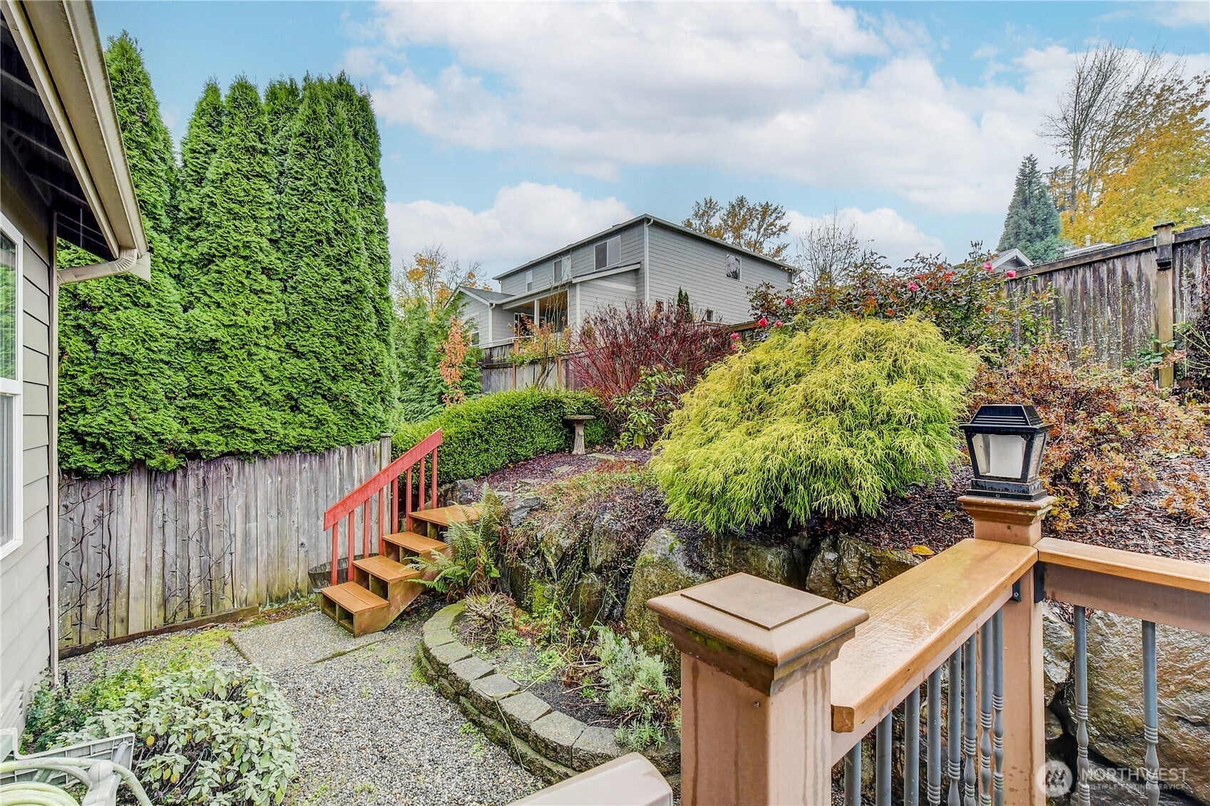 Kenmore, Washington, 98028, United States, 4 Bedrooms Bedrooms, ,3 BathroomsBathrooms,Residential,Pending,1824038