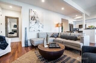 Lakewood, Washington, 98498, United States, 4 Bedrooms Bedrooms, ,4 BathroomsBathrooms,Residential,Active,1988477