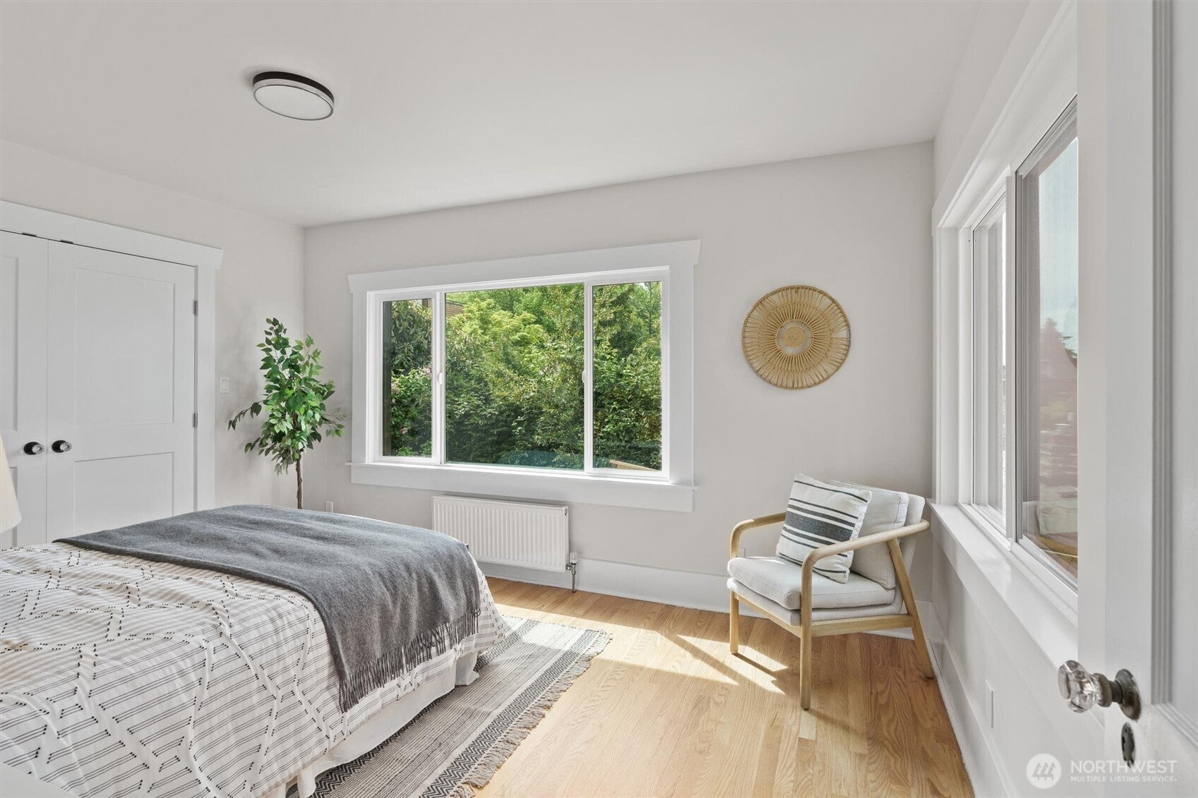 Seattle, Washington, 98107, United States, 5 Bedrooms Bedrooms, ,3 BathroomsBathrooms,Residential,Active,1942346