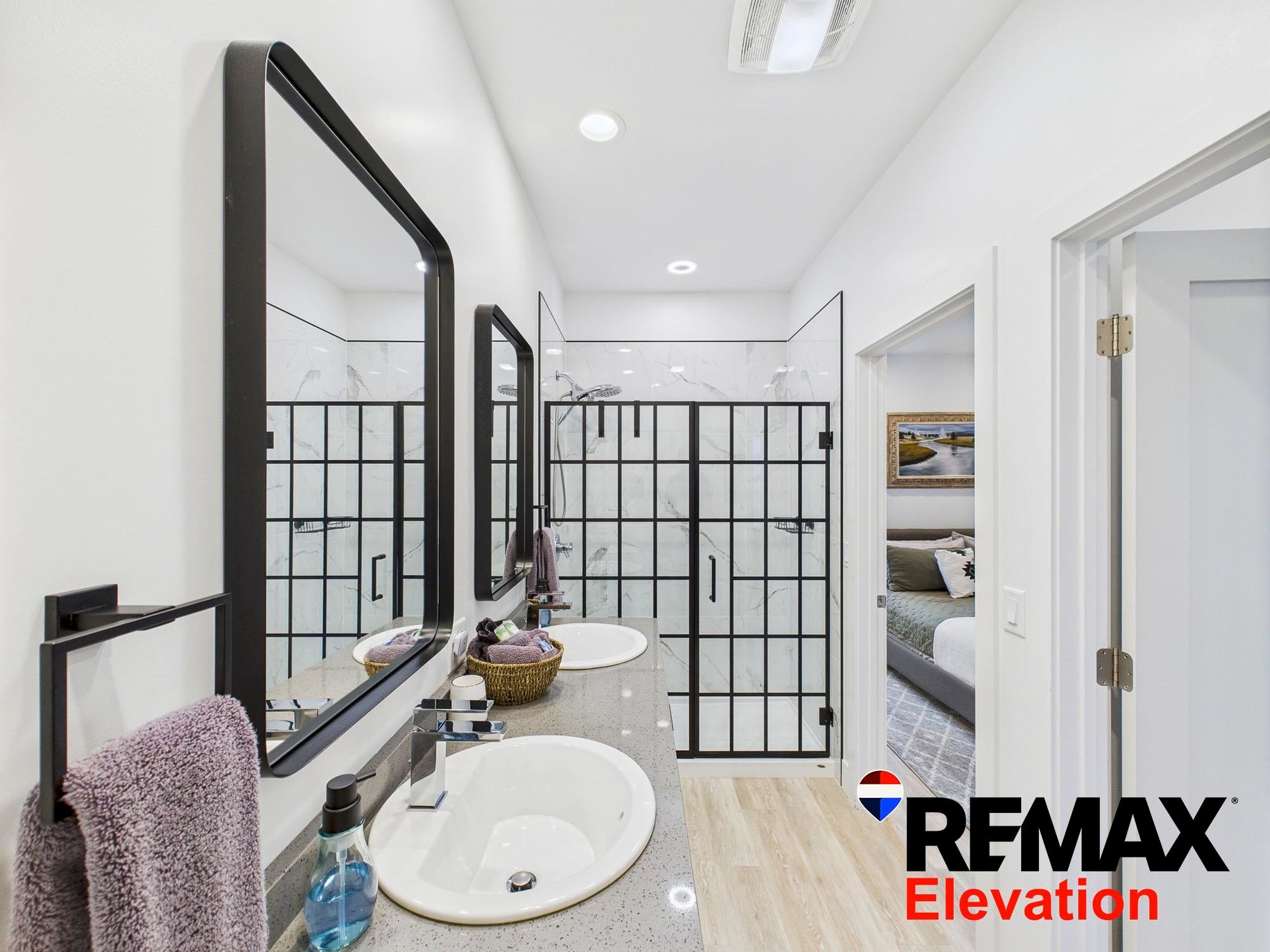 Cody, Wyoming, 82414, United States, 2 Bedrooms Bedrooms, ,1 BathroomBathrooms,Residential,Active,1877807