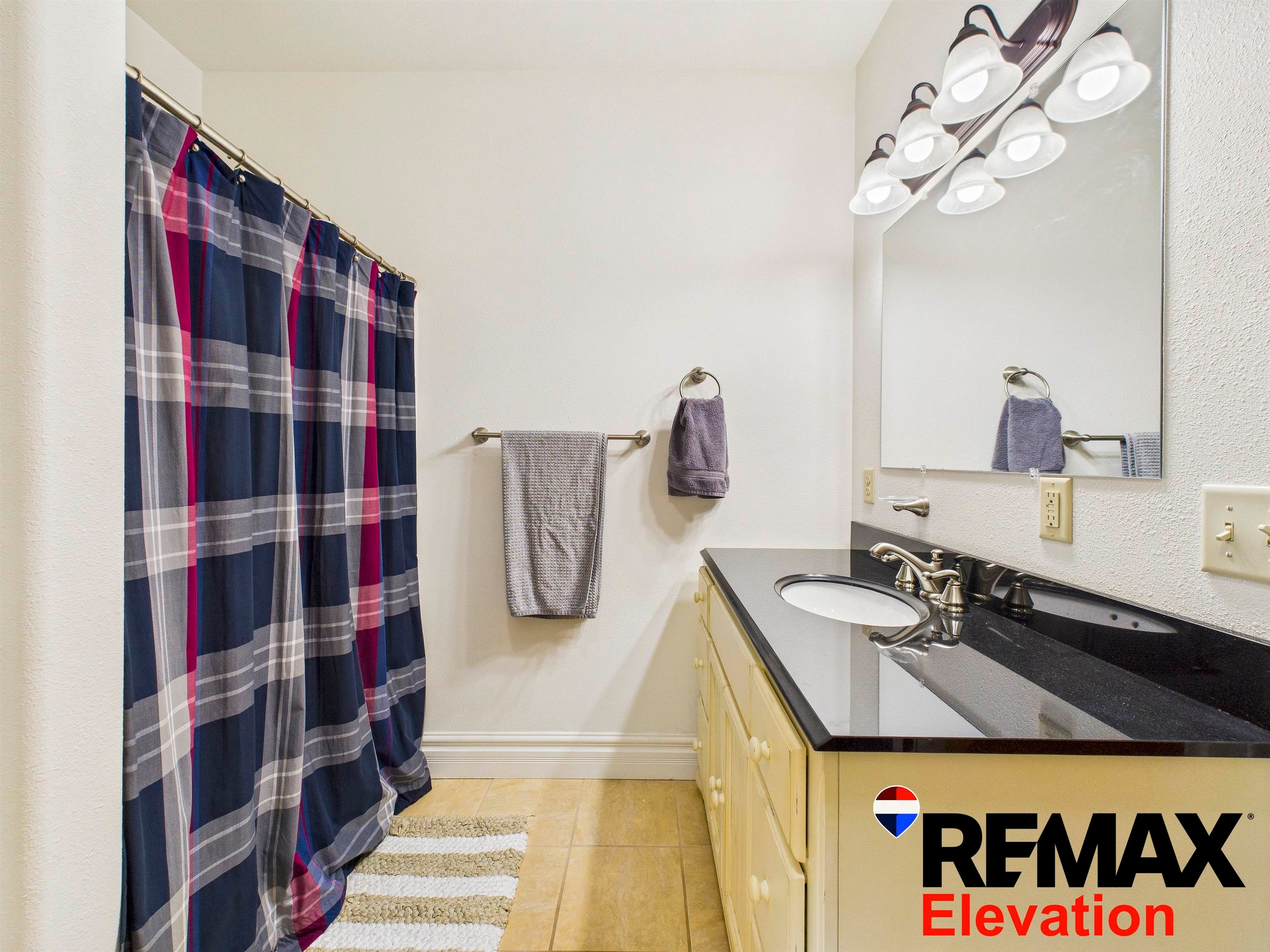 Cody, Wyoming, 82414, United States, 7 Bedrooms Bedrooms, ,5 BathroomsBathrooms,Residential,Active,1701950