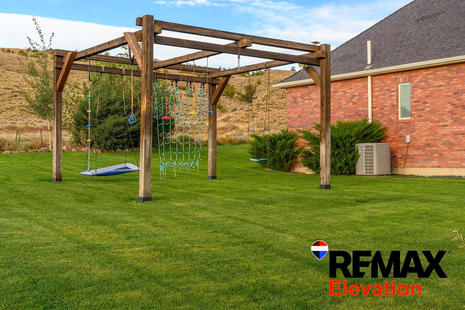 Cody, Wyoming, 82414, United States, 7 Bedrooms Bedrooms, ,5 BathroomsBathrooms,Residential,Active,1701950