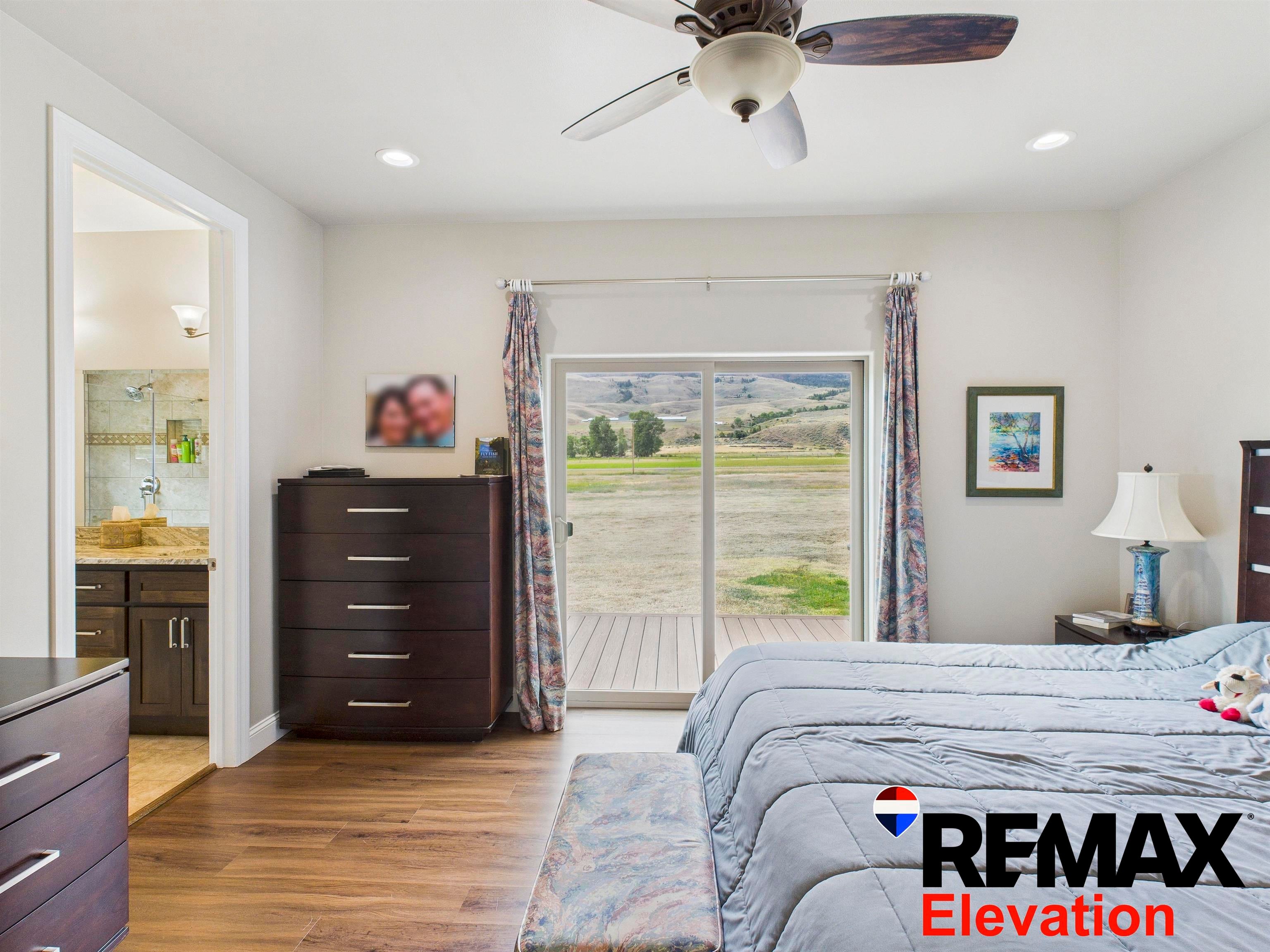 Cody, Wyoming, 82414, United States, 4 Bedrooms Bedrooms, ,4 BathroomsBathrooms,Residential,Active,1898213