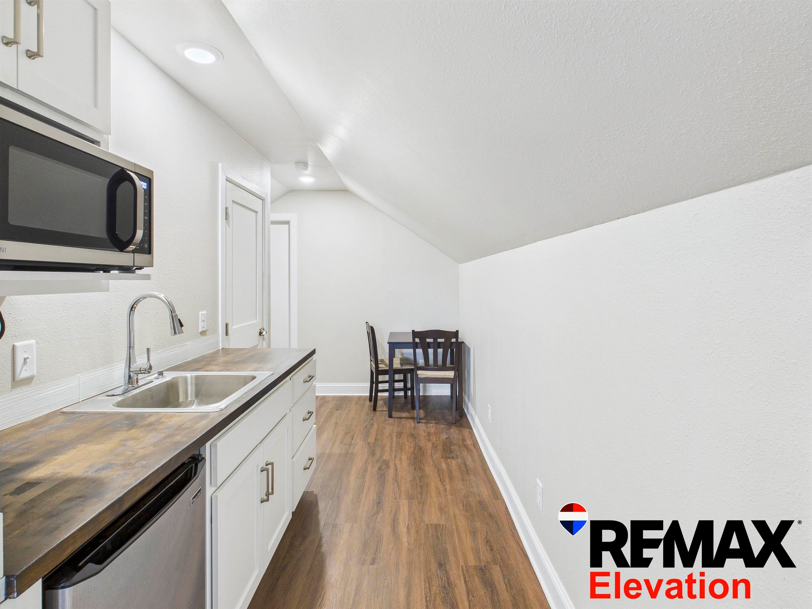 Cody, Wyoming, 82414, United States, 4 Bedrooms Bedrooms, ,4 BathroomsBathrooms,Residential,Active,1898213