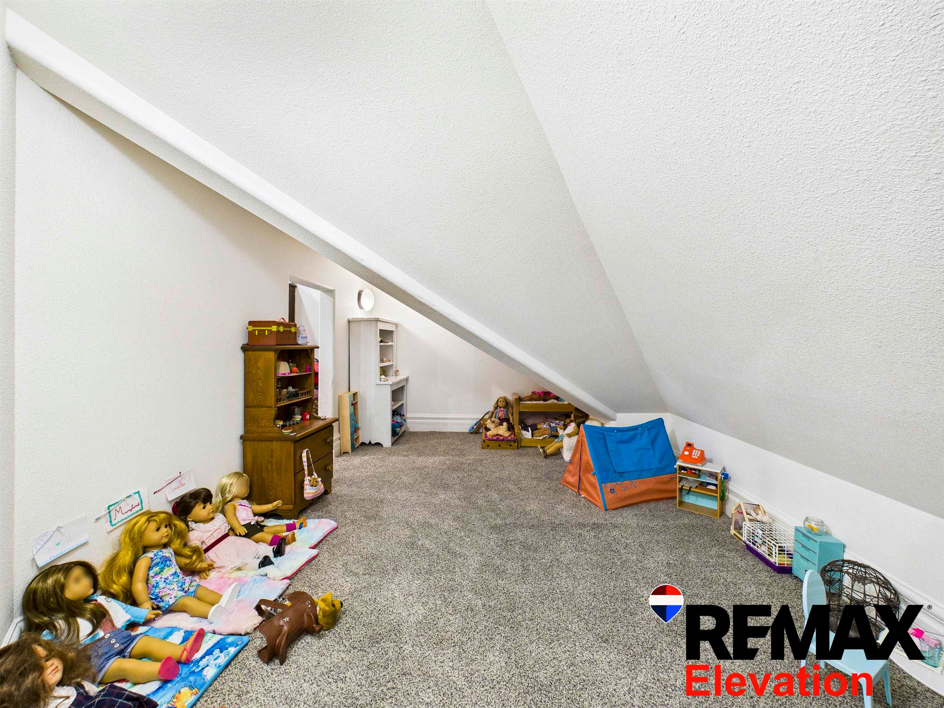 Cody, Wyoming, 82414, United States, 7 Bedrooms Bedrooms, ,5 BathroomsBathrooms,Residential,Active,1701950