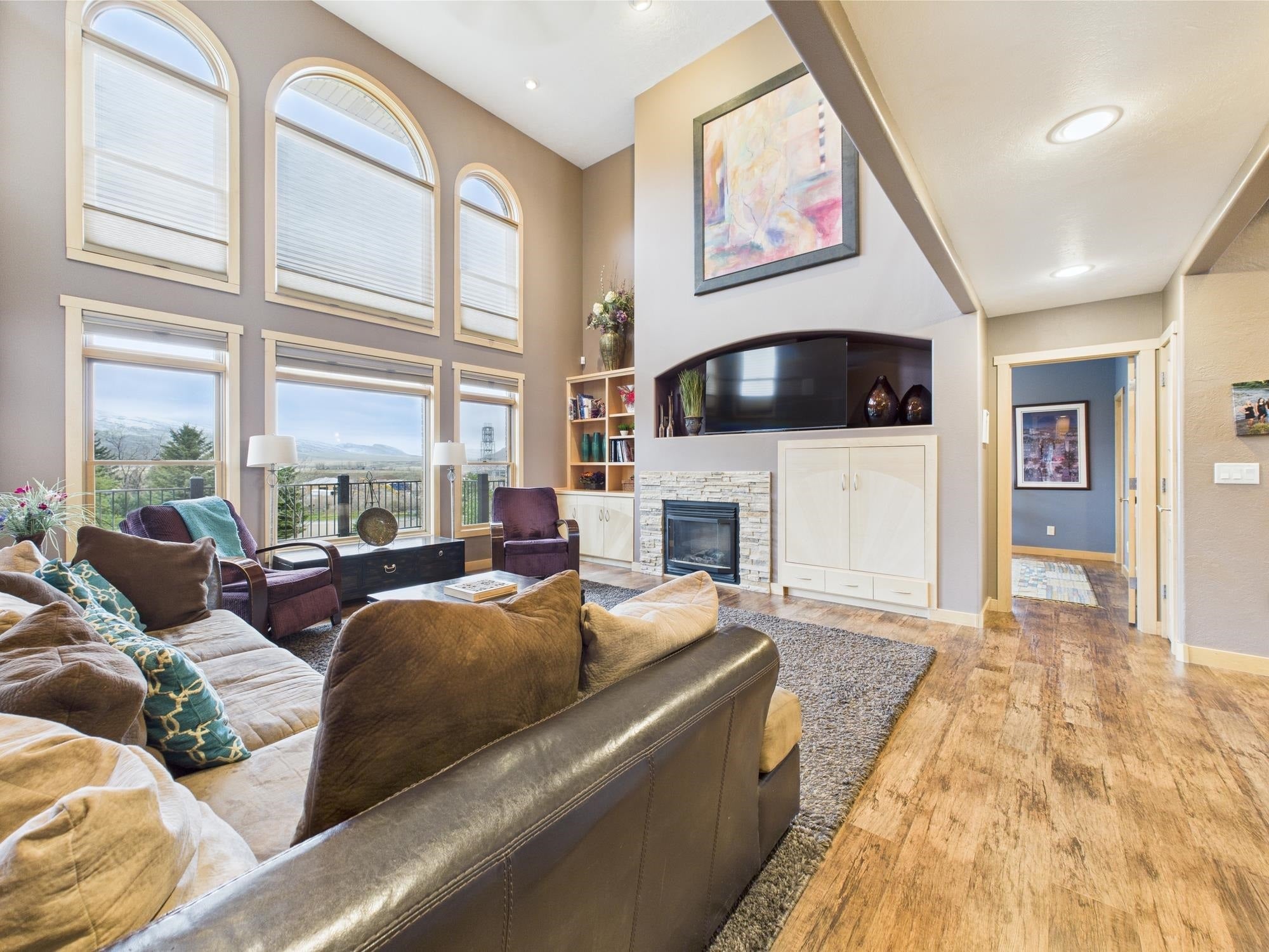 Cody, Wyoming, 82414, United States, ,6 BathroomsBathrooms,Residential,Active,1820442