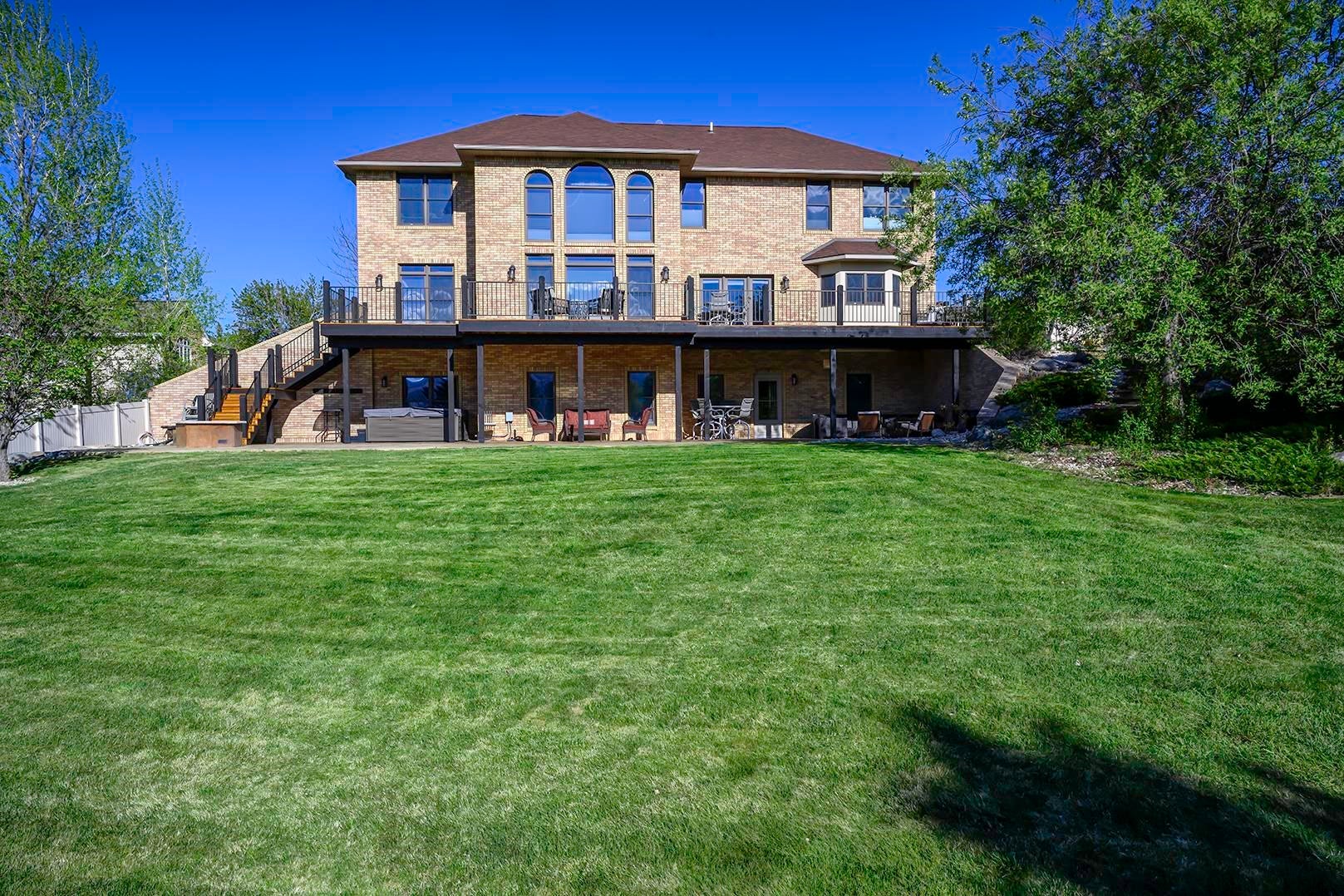 Cody, Wyoming, 82414, United States, ,6 BathroomsBathrooms,Residential,Active,1820442