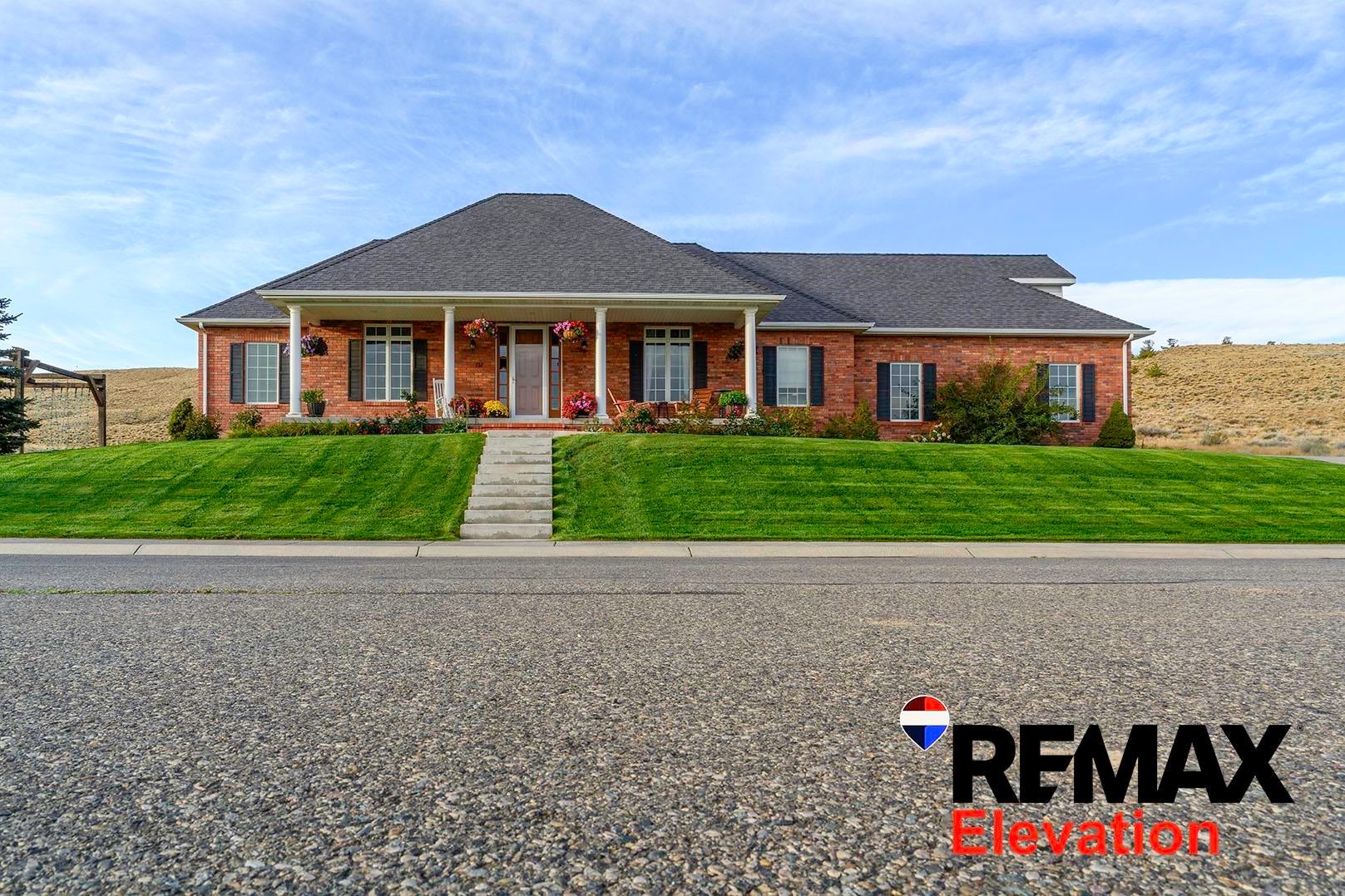 Cody, Wyoming, 82414, United States, 7 Bedrooms Bedrooms, ,5 BathroomsBathrooms,Residential,Active,1701950