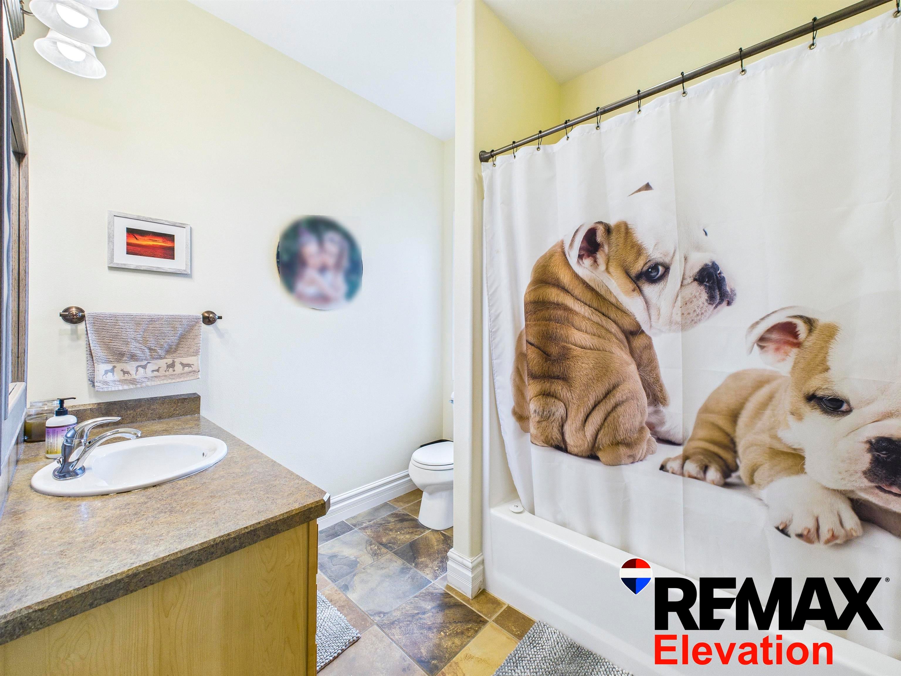 Cody, Wyoming, 82414, United States, 7 Bedrooms Bedrooms, ,5 BathroomsBathrooms,Residential,Active,1701950