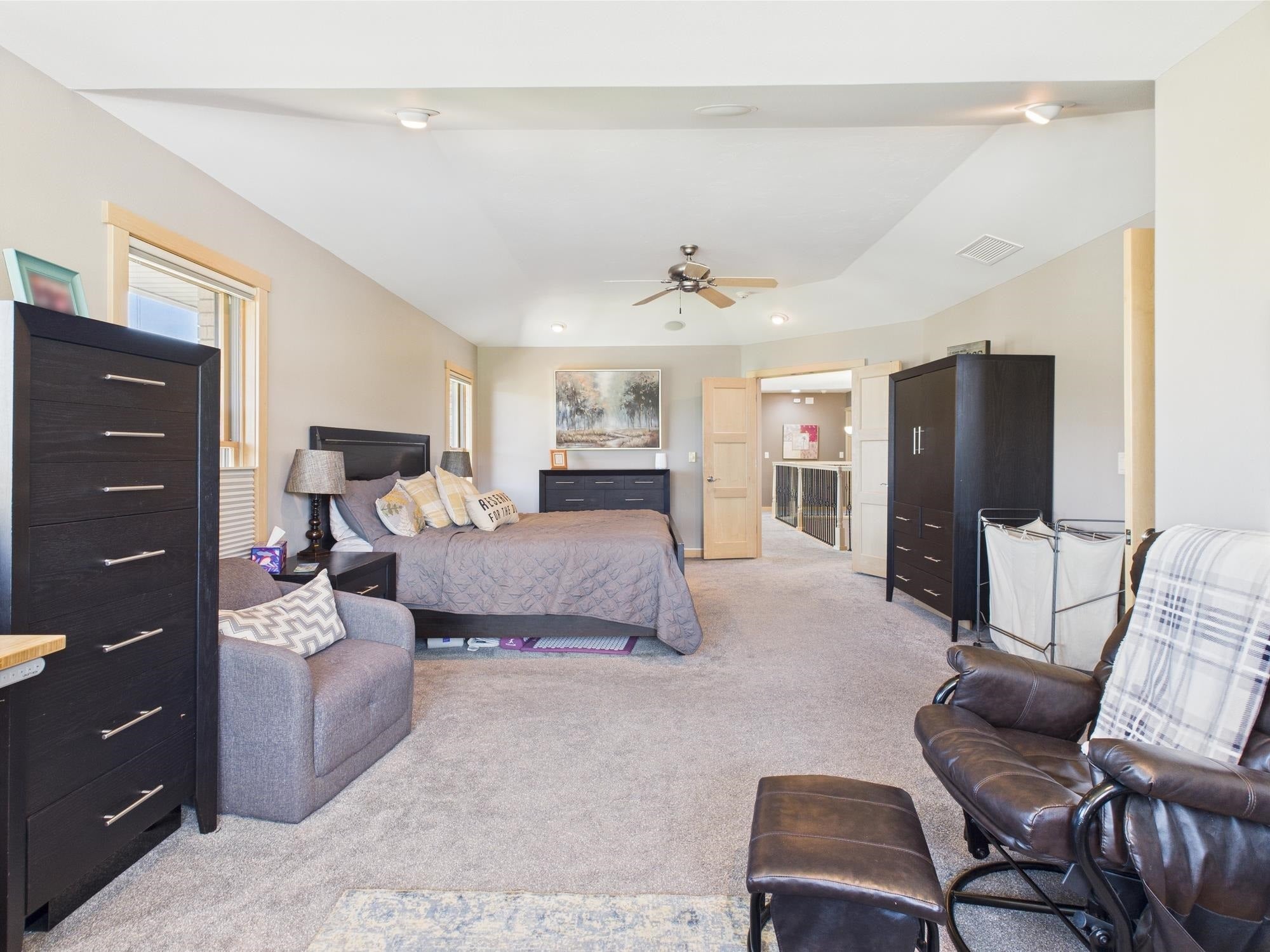 Cody, Wyoming, 82414, United States, ,6 BathroomsBathrooms,Residential,Active,1820442