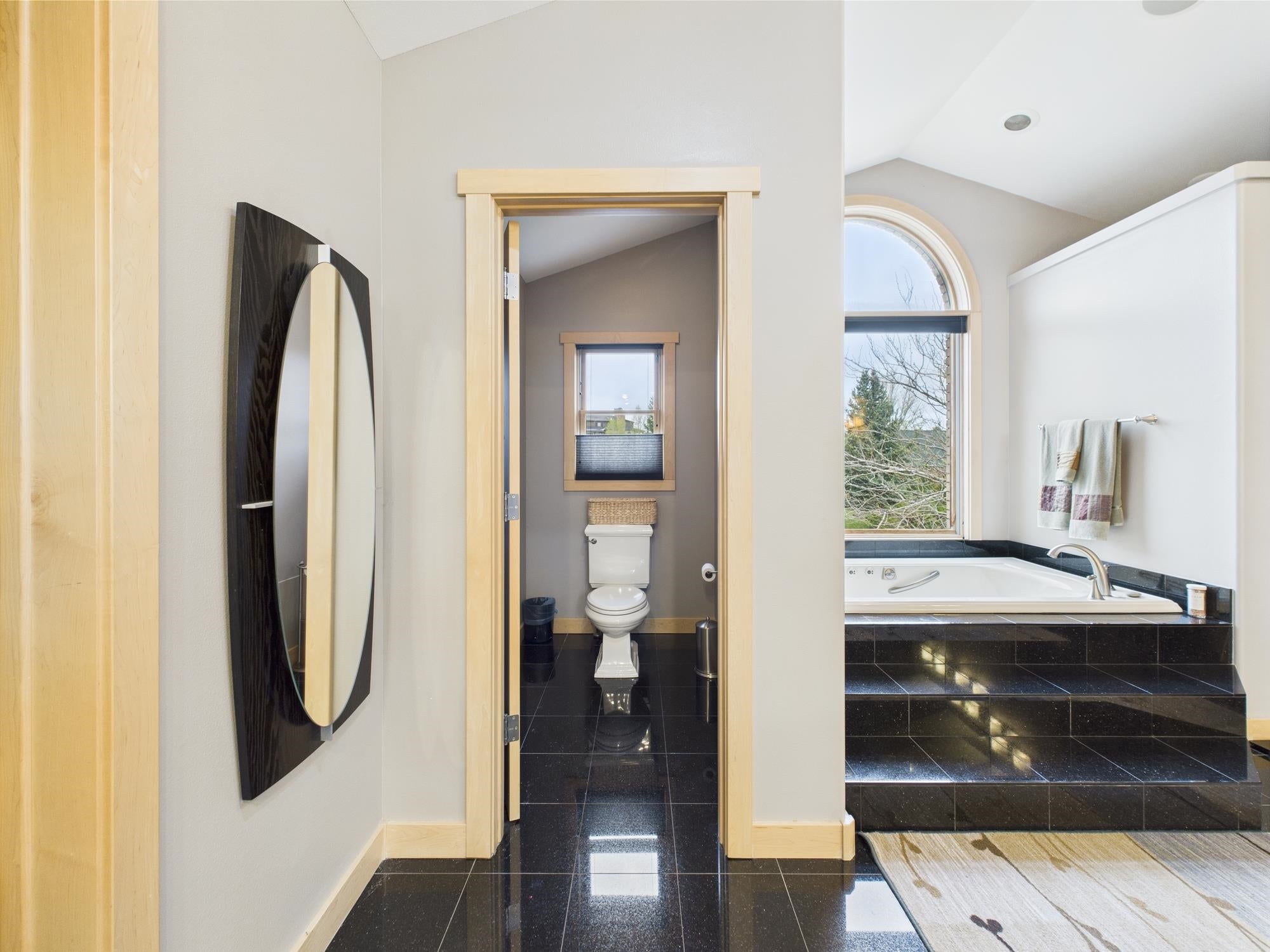 Cody, Wyoming, 82414, United States, ,6 BathroomsBathrooms,Residential,Active,1820442