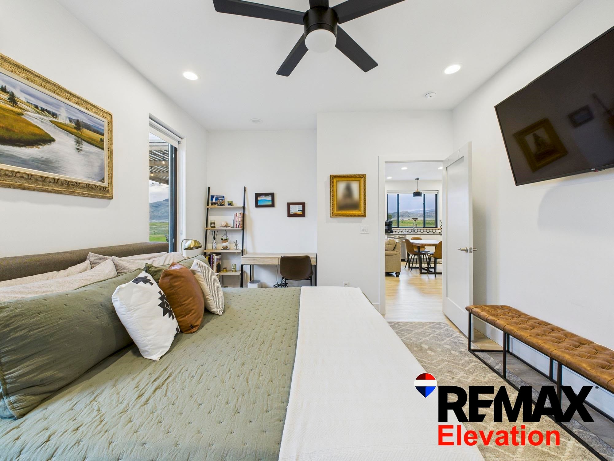 Cody, Wyoming, 82414, United States, 2 Bedrooms Bedrooms, ,1 BathroomBathrooms,Residential,Active,1877807