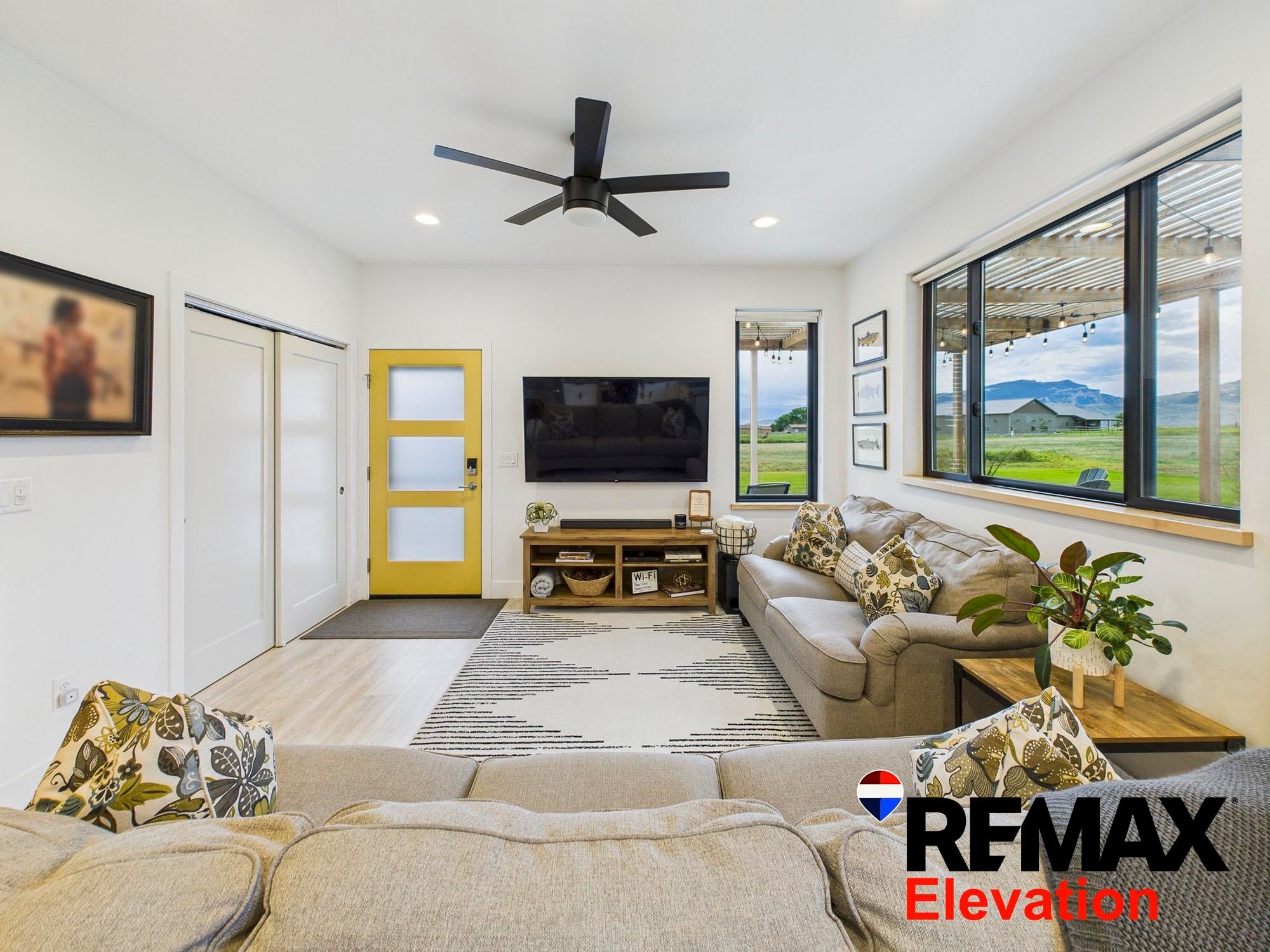 Cody, Wyoming, 82414, United States, 2 Bedrooms Bedrooms, ,1 BathroomBathrooms,Residential,Active,1877807