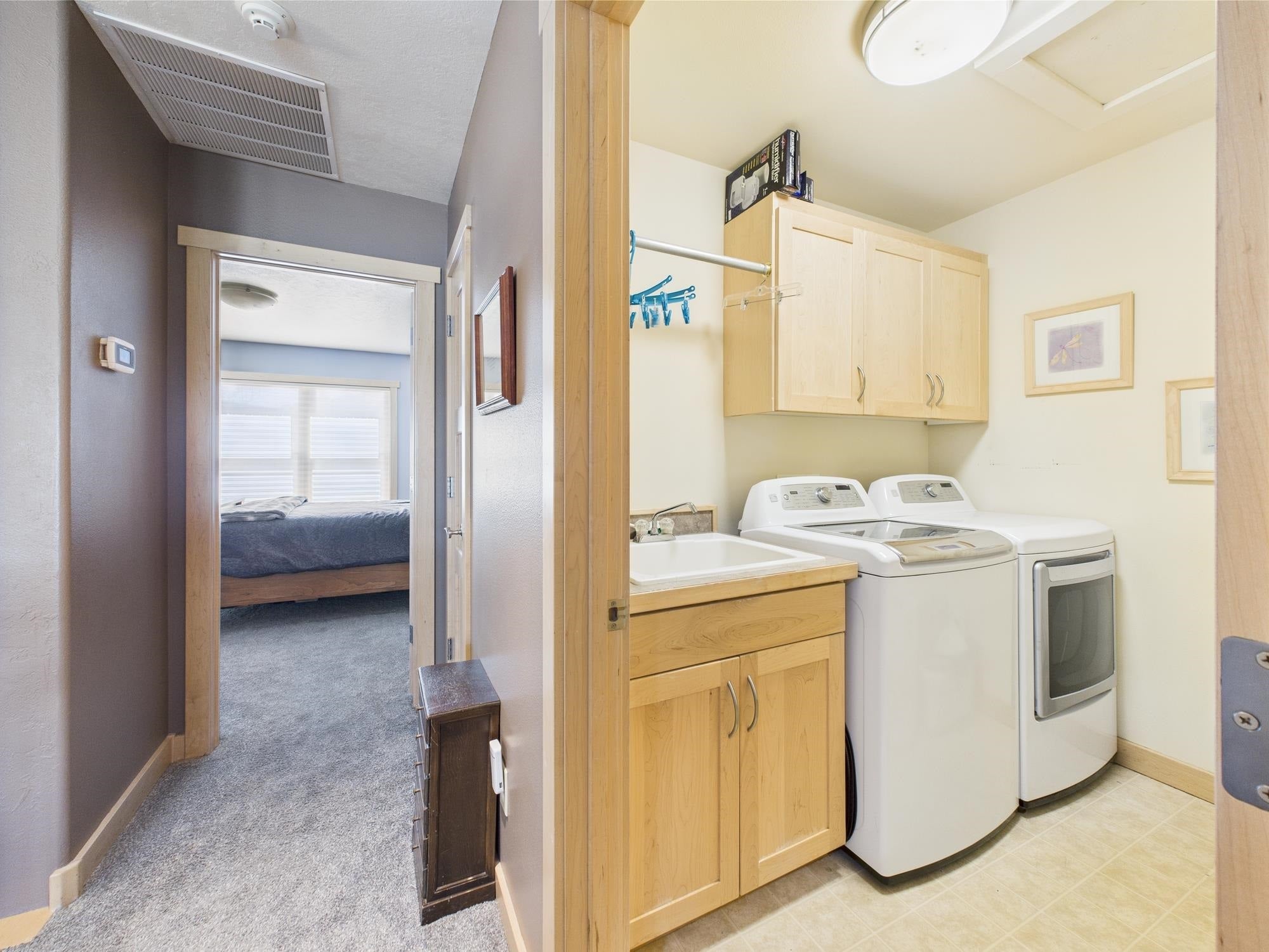 Cody, Wyoming, 82414, United States, ,6 BathroomsBathrooms,Residential,Active,1820442