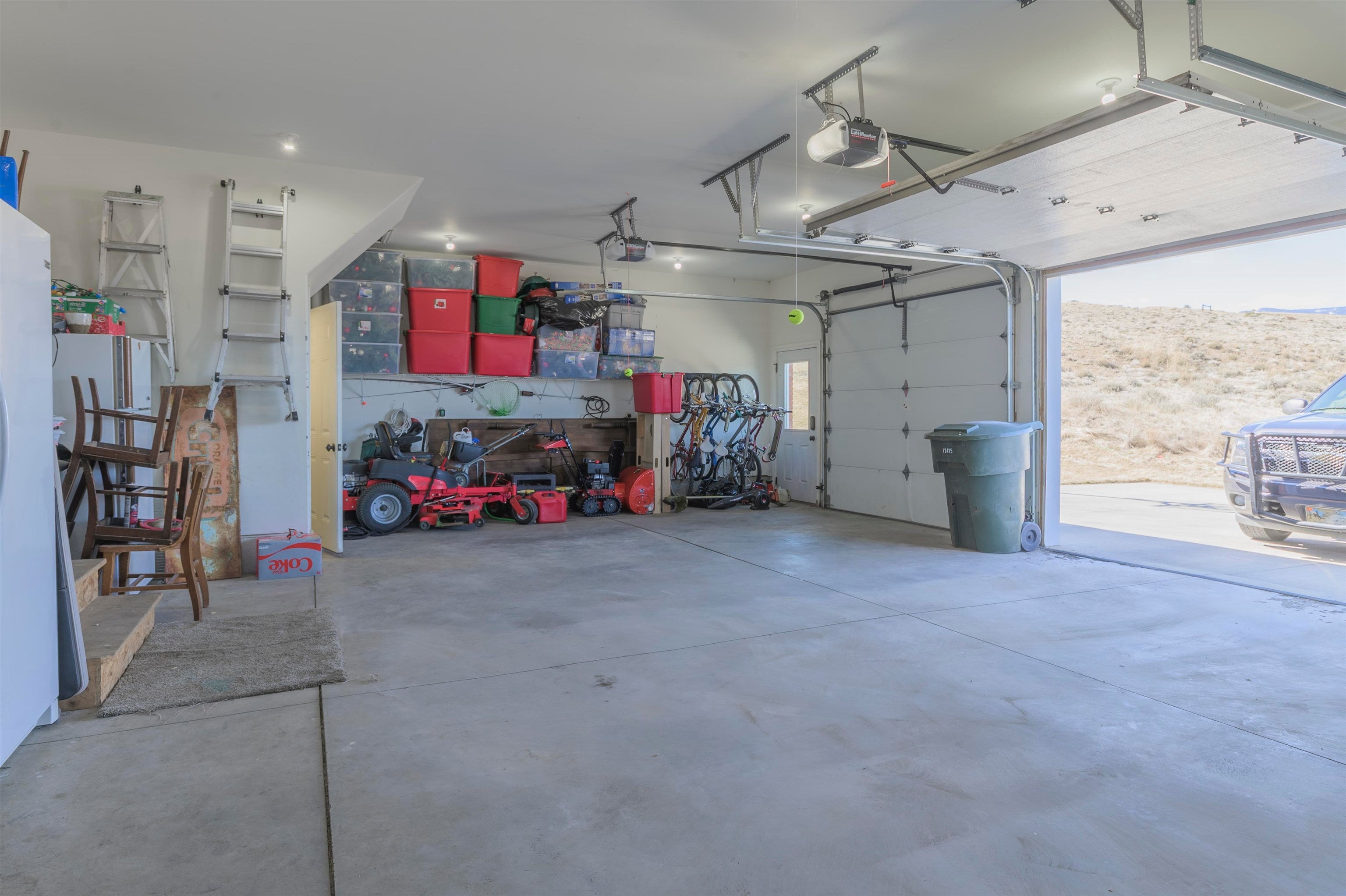 Cody, Wyoming, 82414, United States, 7 Bedrooms Bedrooms, ,5 BathroomsBathrooms,Residential,Active,1701950