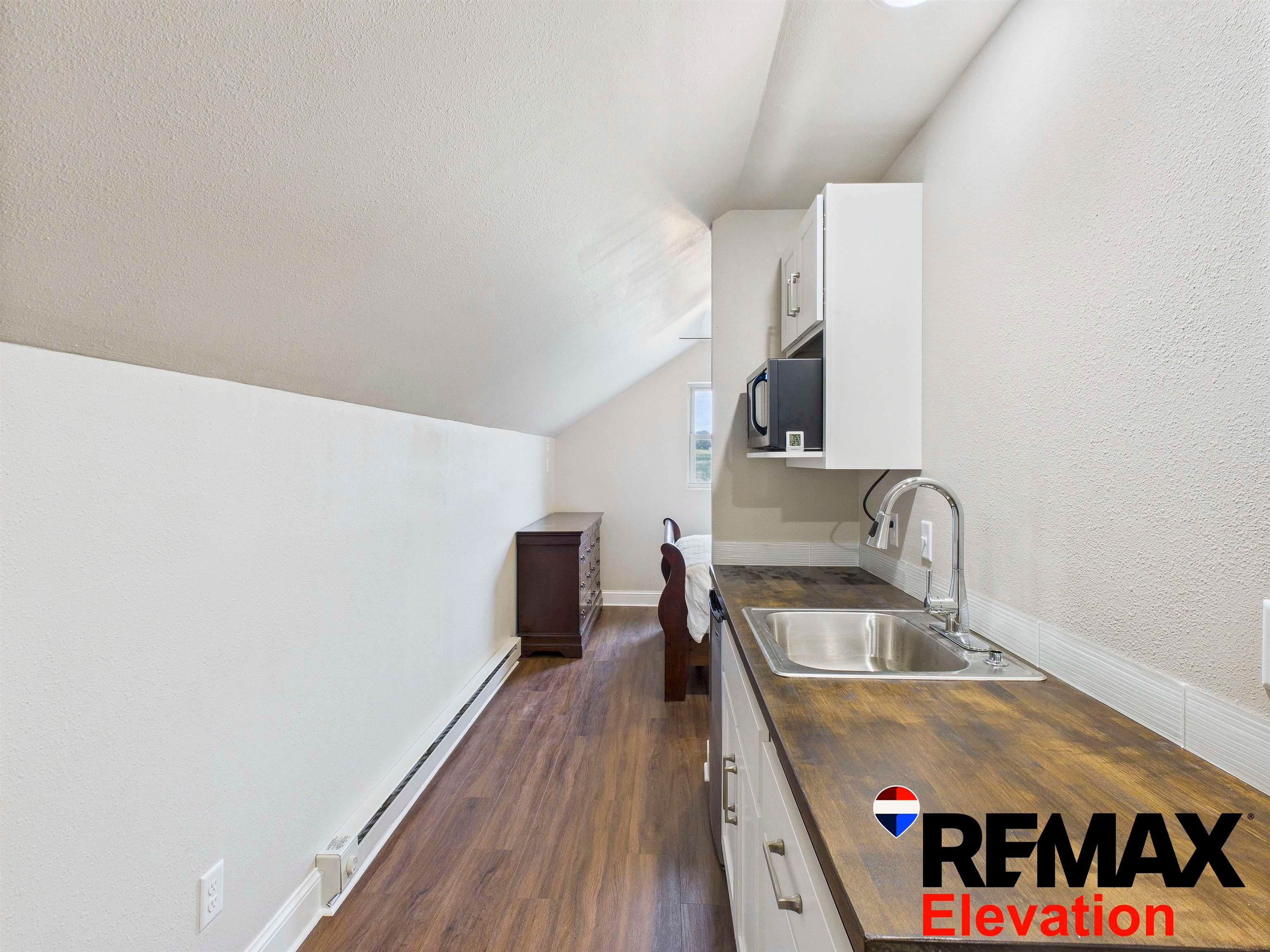 Cody, Wyoming, 82414, United States, 4 Bedrooms Bedrooms, ,4 BathroomsBathrooms,Residential,Active,1898213