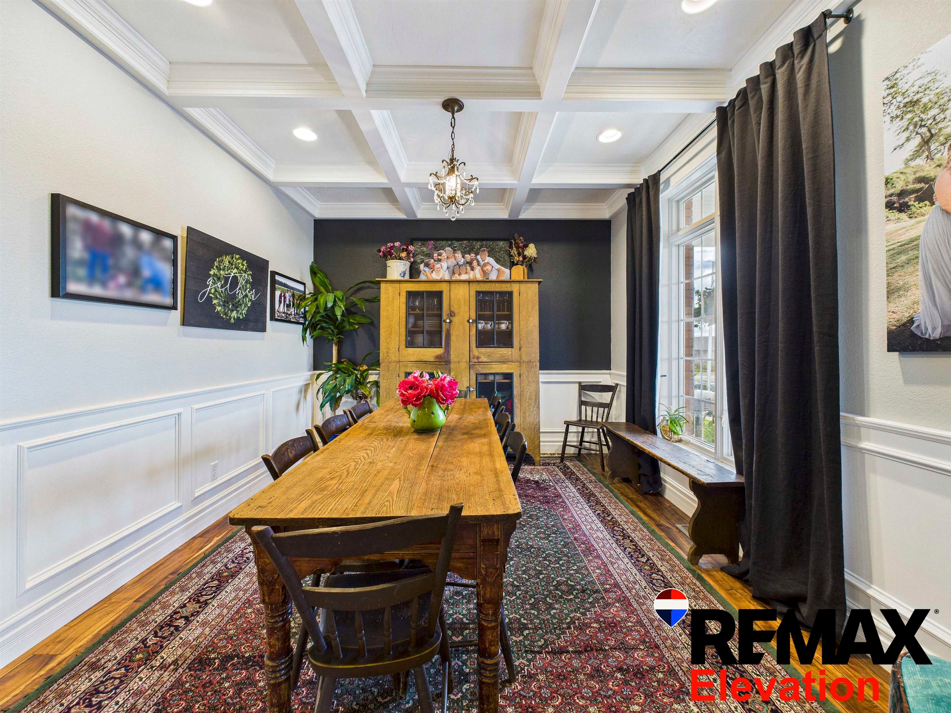 Cody, Wyoming, 82414, United States, 7 Bedrooms Bedrooms, ,5 BathroomsBathrooms,Residential,Active,1701950