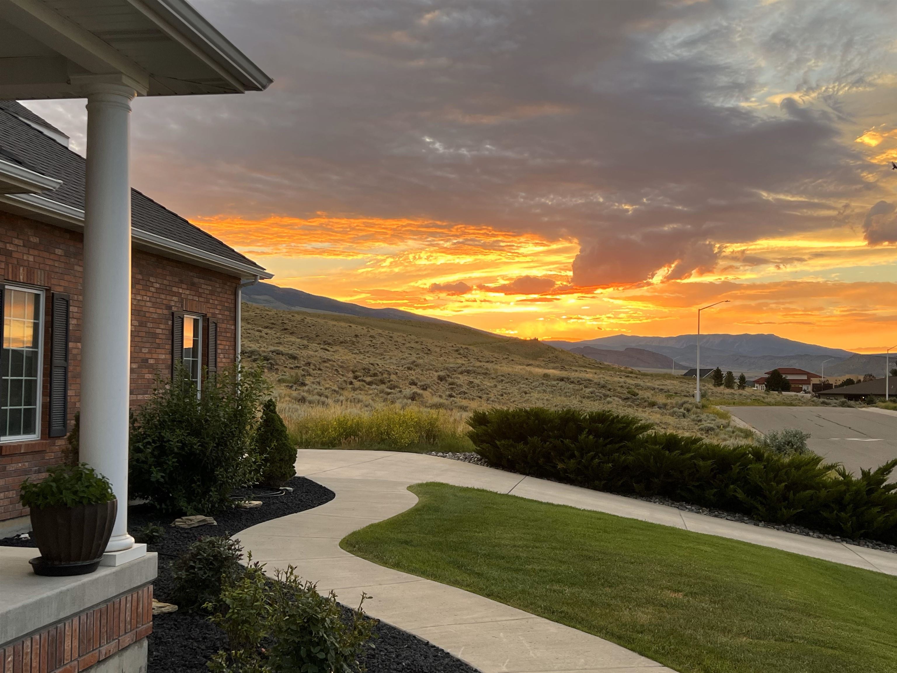 Cody, Wyoming, 82414, United States, 7 Bedrooms Bedrooms, ,5 BathroomsBathrooms,Residential,Active,1701950