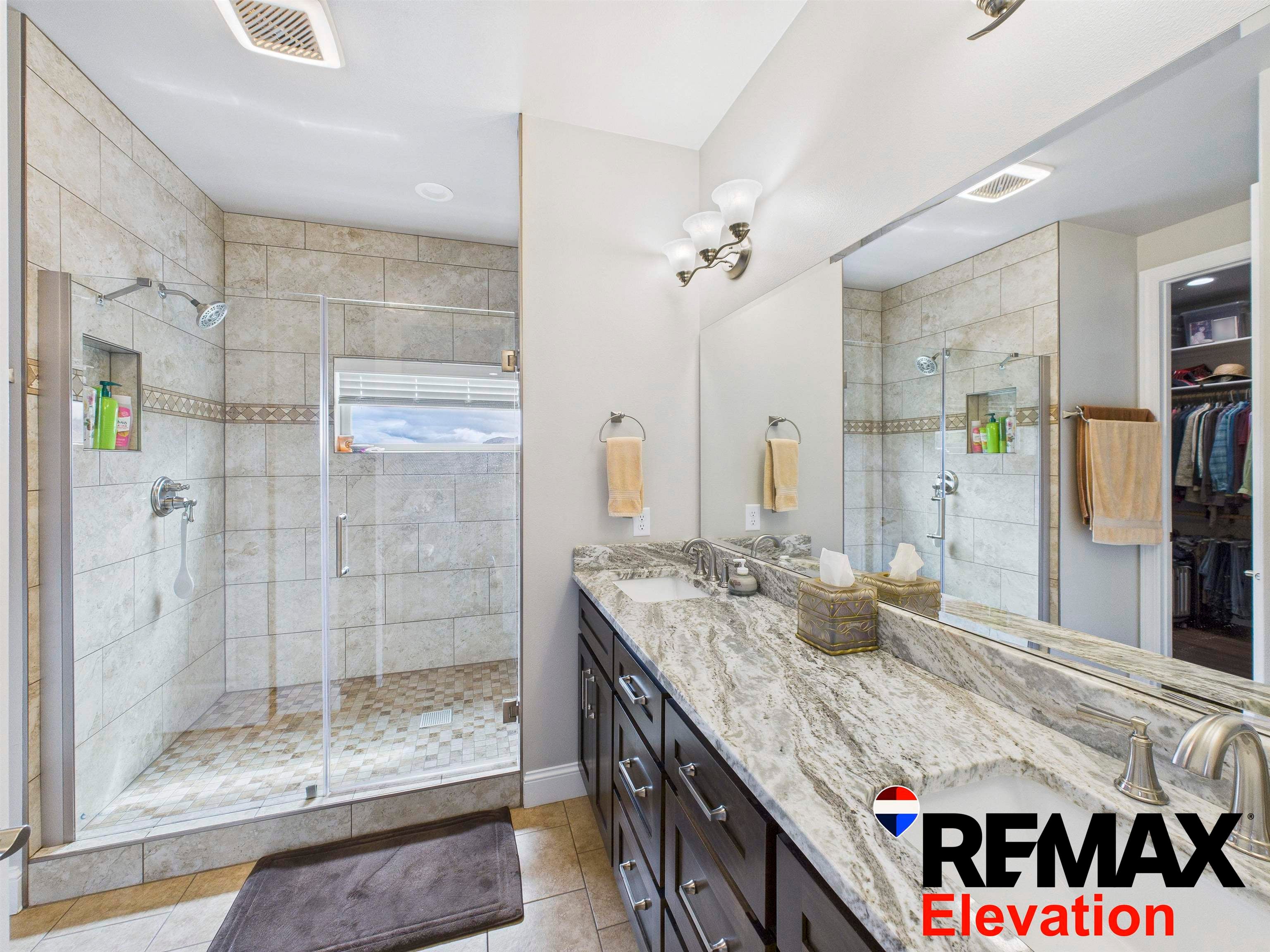 Cody, Wyoming, 82414, United States, 4 Bedrooms Bedrooms, ,4 BathroomsBathrooms,Residential,Active,1898213