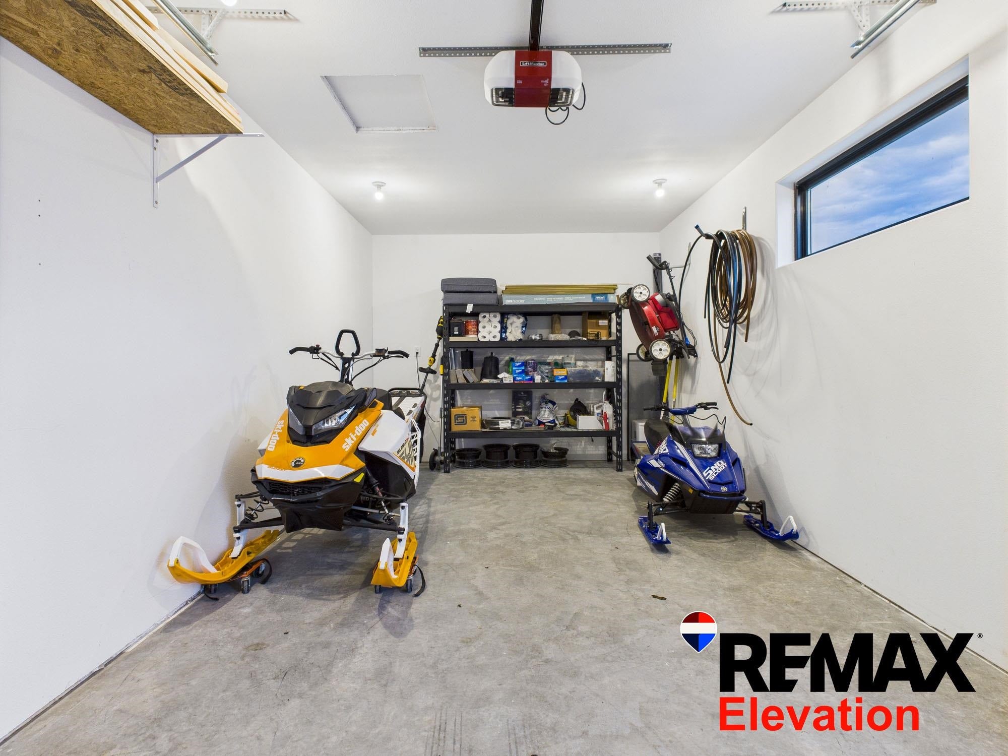 Cody, Wyoming, 82414, United States, 2 Bedrooms Bedrooms, ,1 BathroomBathrooms,Residential,Active,1877807