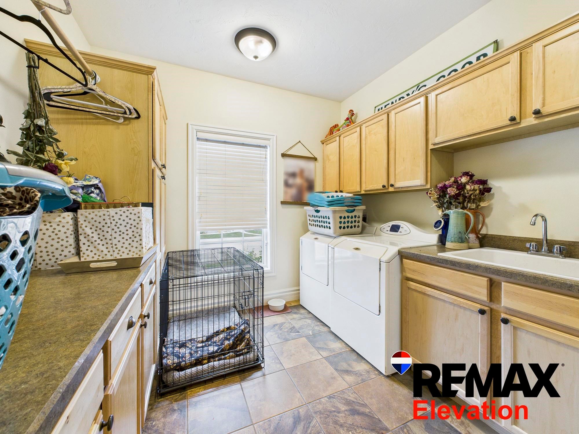 Cody, Wyoming, 82414, United States, 7 Bedrooms Bedrooms, ,5 BathroomsBathrooms,Residential,Active,1701950