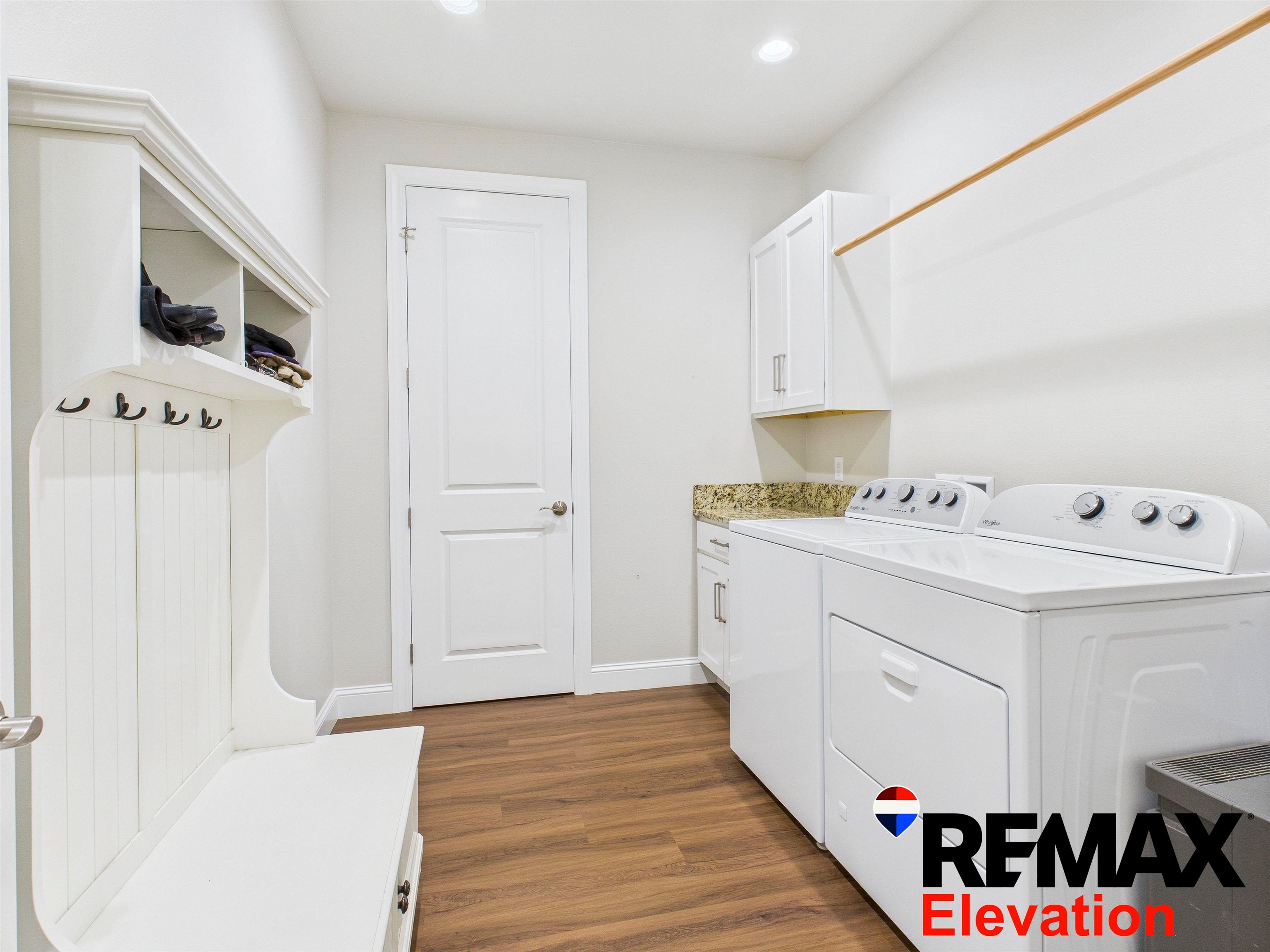 Cody, Wyoming, 82414, United States, 4 Bedrooms Bedrooms, ,4 BathroomsBathrooms,Residential,Active,1898213