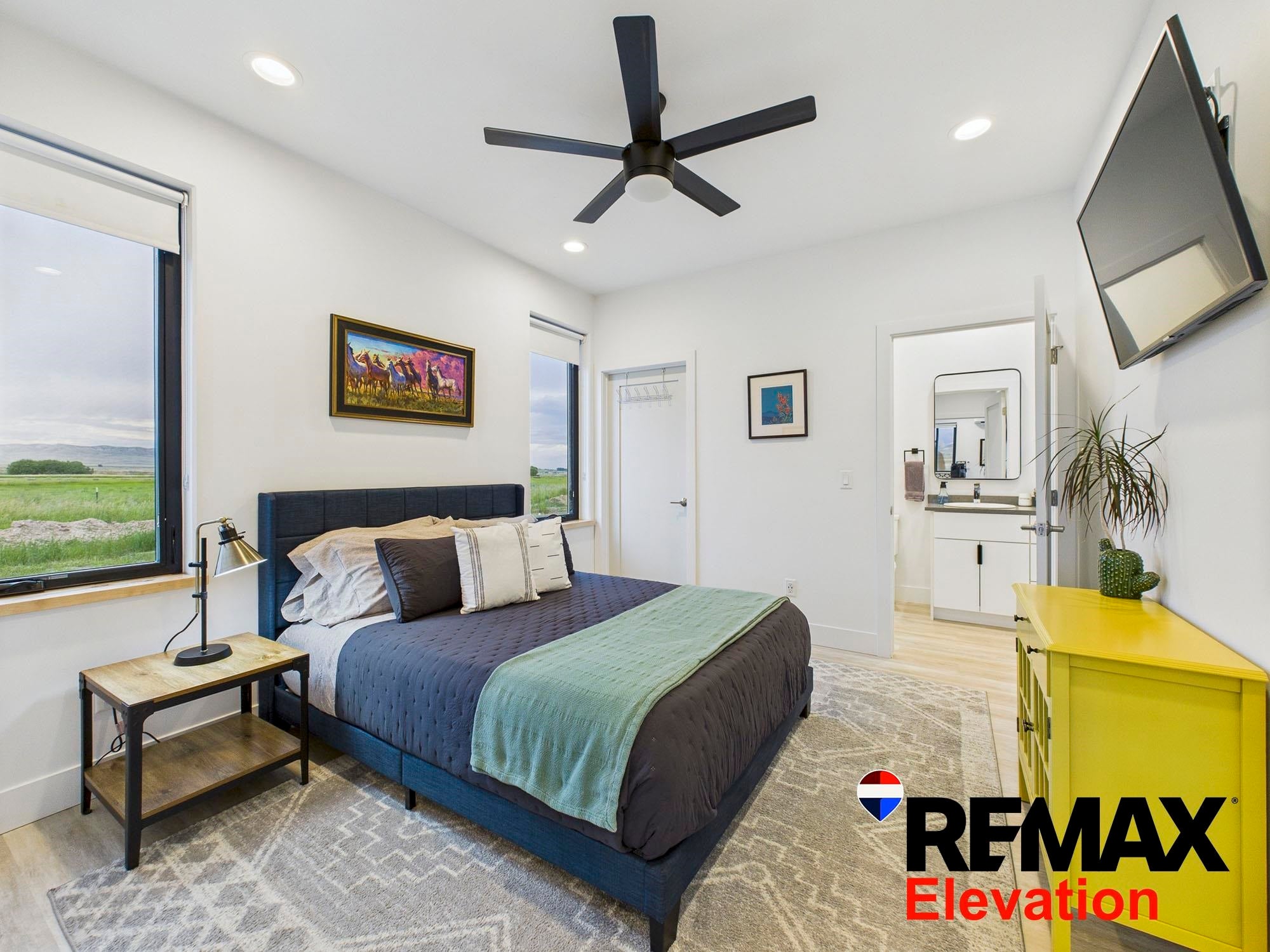 Cody, Wyoming, 82414, United States, 2 Bedrooms Bedrooms, ,1 BathroomBathrooms,Residential,Active,1877807