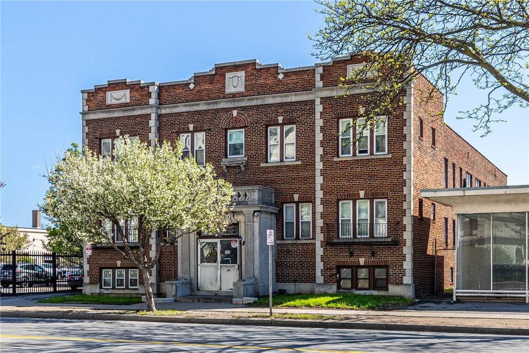 Rochester, New York, 14608, United States, 9 Bedrooms Bedrooms, ,Residential,Active,2045770