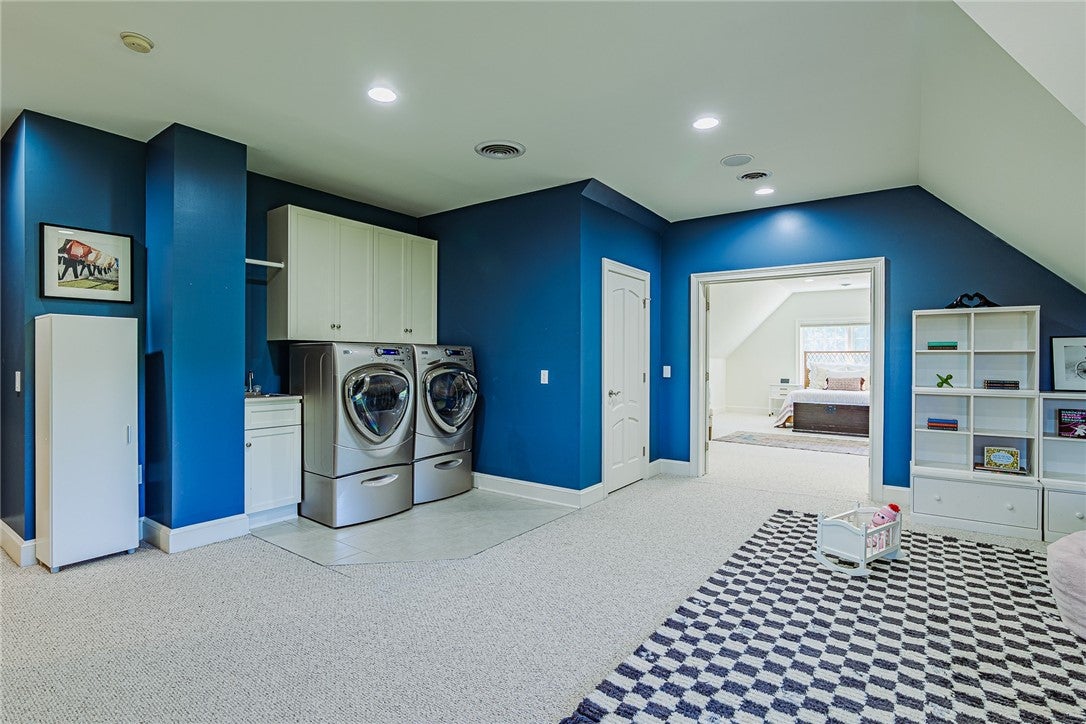 Victor, New York, 14564, United States, 5 Bedrooms Bedrooms, ,6 BathroomsBathrooms,Residential,Active,1919058