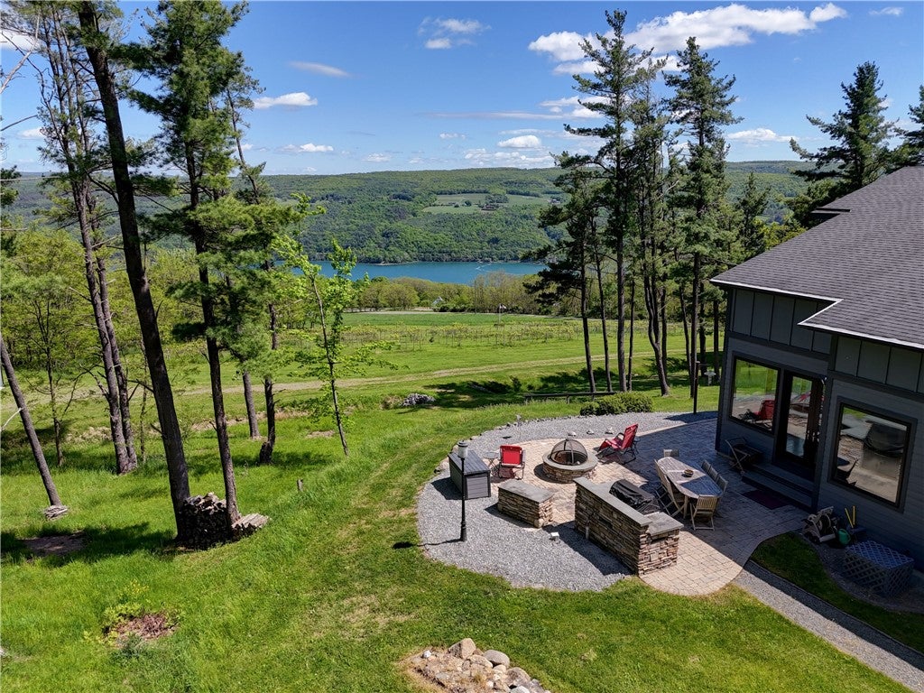Hammondsport, New York, 14840, United States, 4 Bedrooms Bedrooms, ,5 BathroomsBathrooms,Residential,Active,1824033