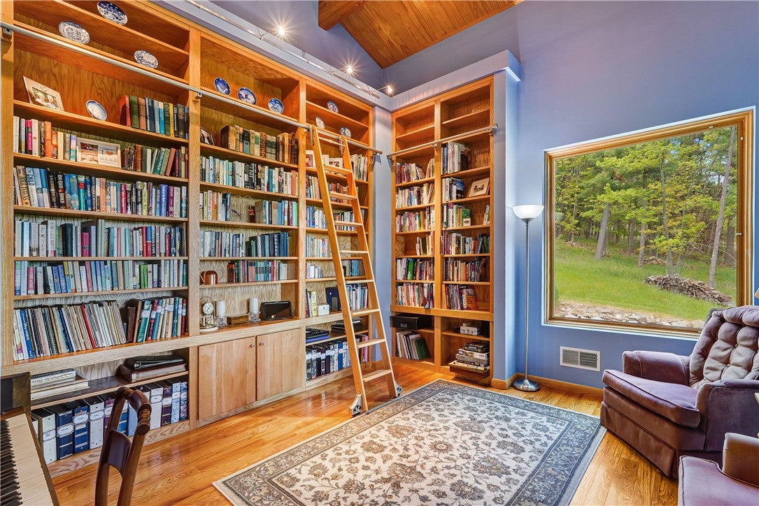 Hammondsport, New York, 14840, United States, 4 Bedrooms Bedrooms, ,5 BathroomsBathrooms,Residential,Active,1824033