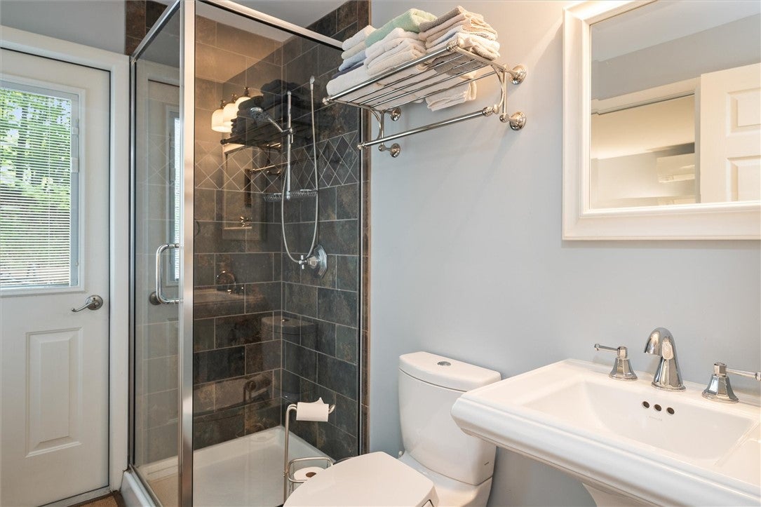 Middlesex, New York, 14507, United States, 3 Bedrooms Bedrooms, ,3 BathroomsBathrooms,Residential,Pending,1905120