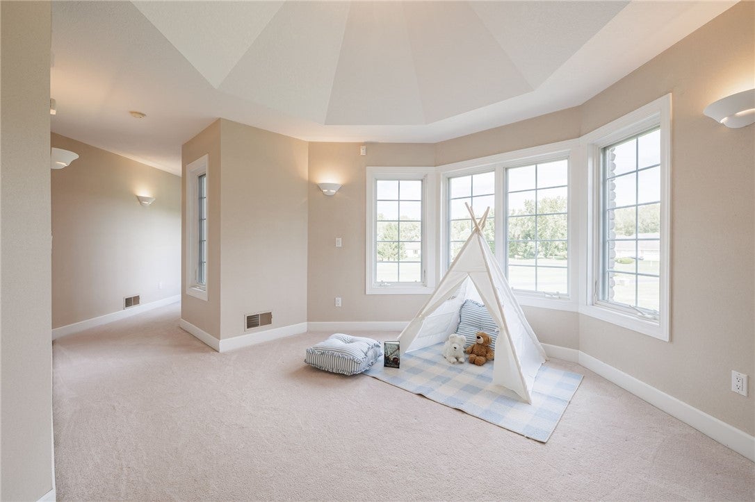 Webster, New York, 14580, United States, 4 Bedrooms Bedrooms, ,5 BathroomsBathrooms,Residential,Active,1953264